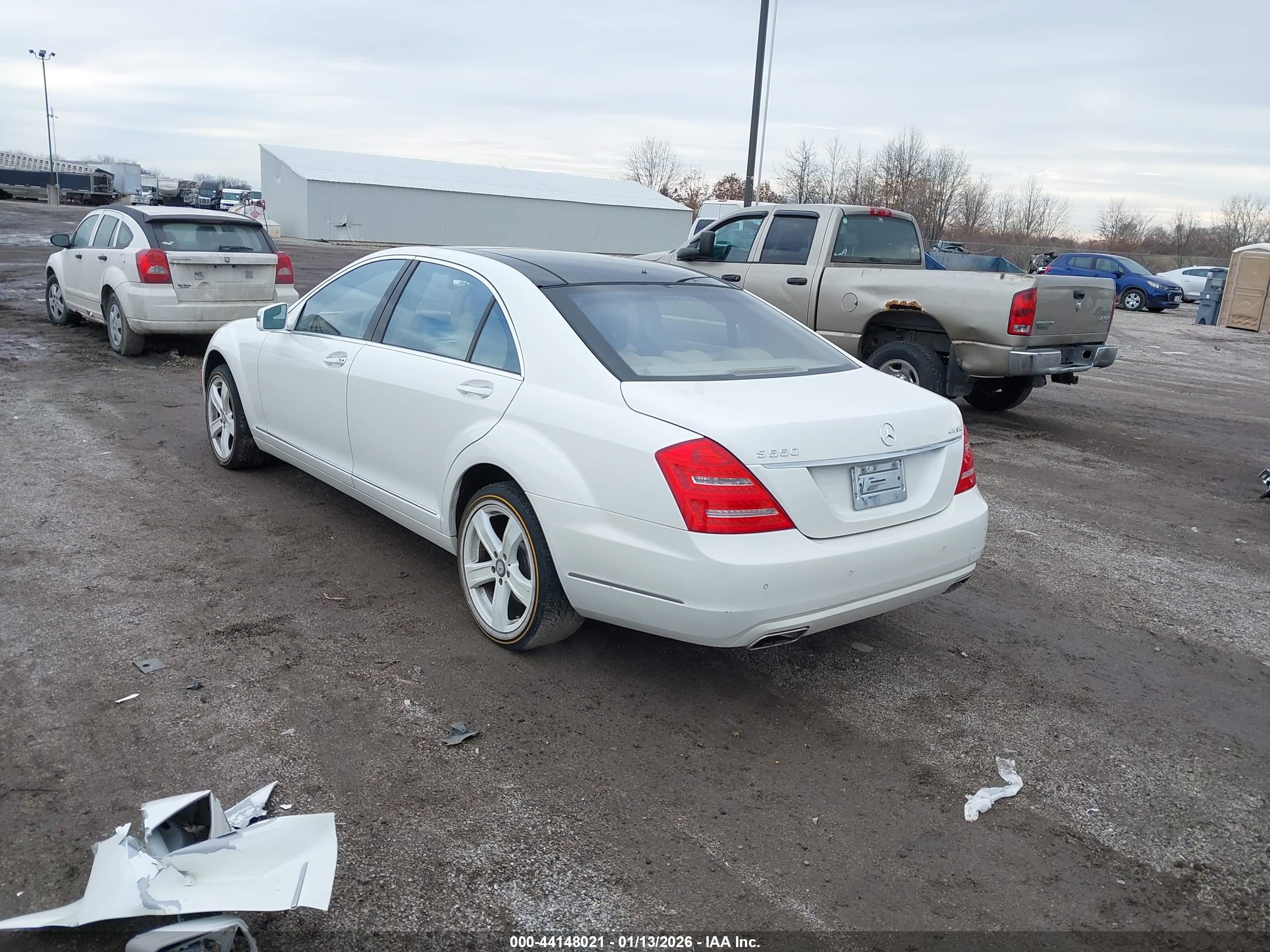 MERCEDES-BENZ S image 3