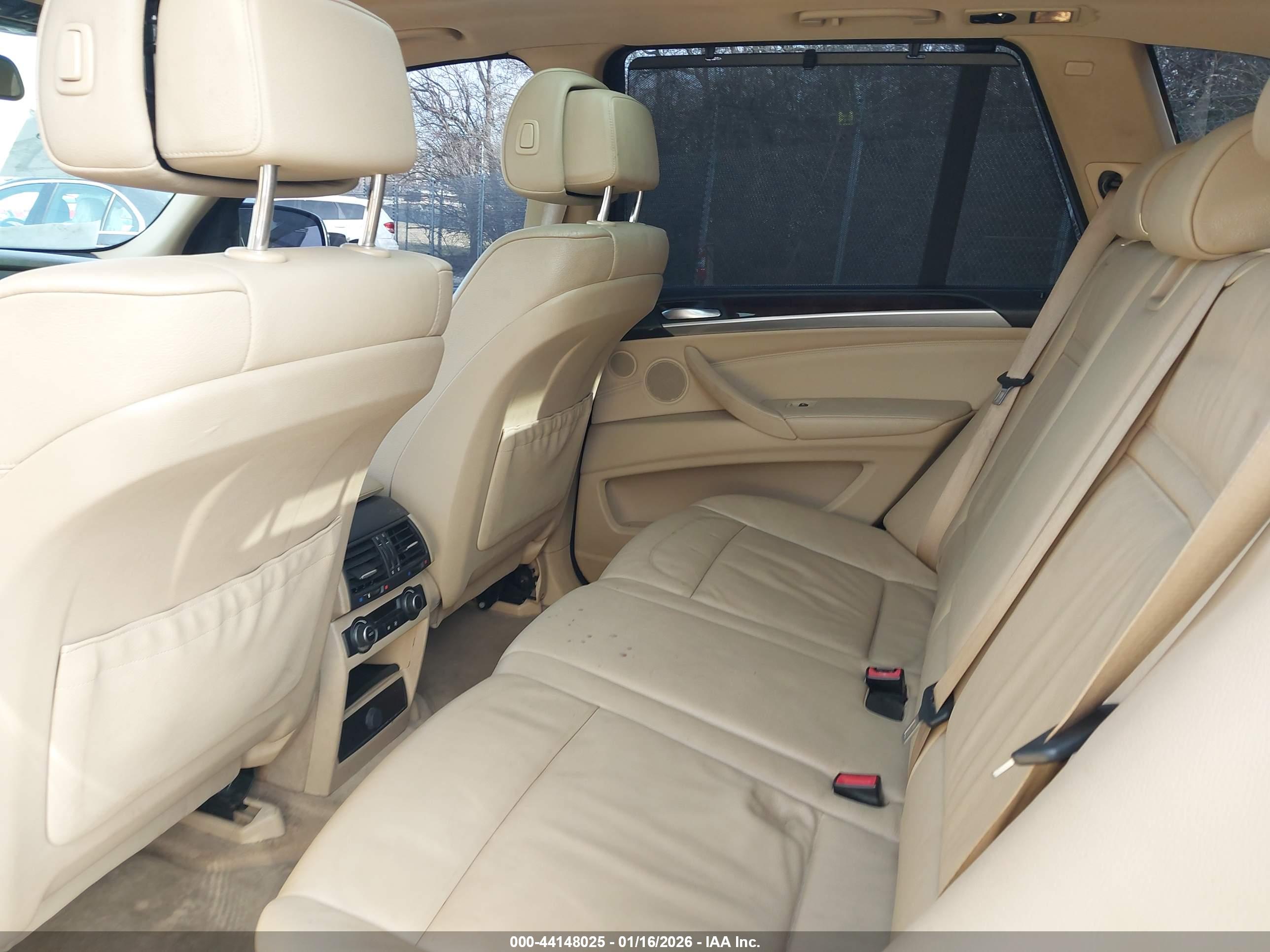 BMW X5 image 8
