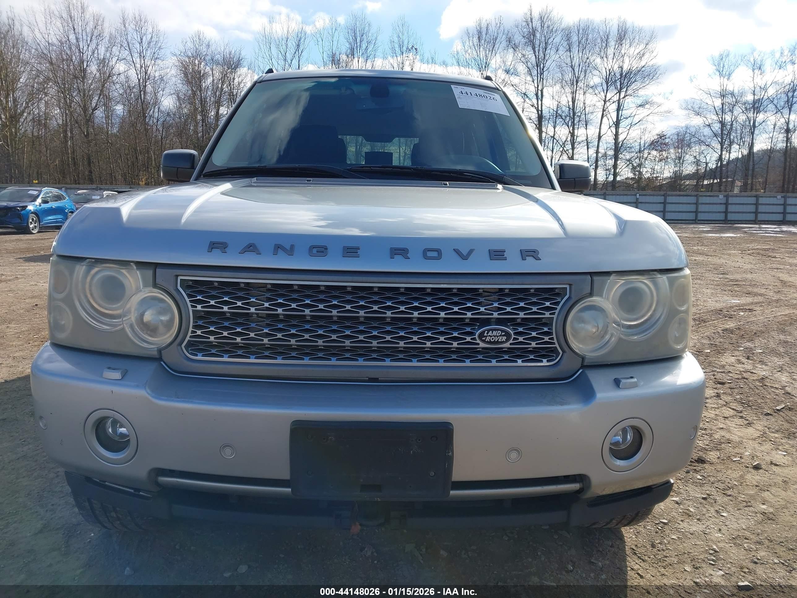 LAND ROVER image 6