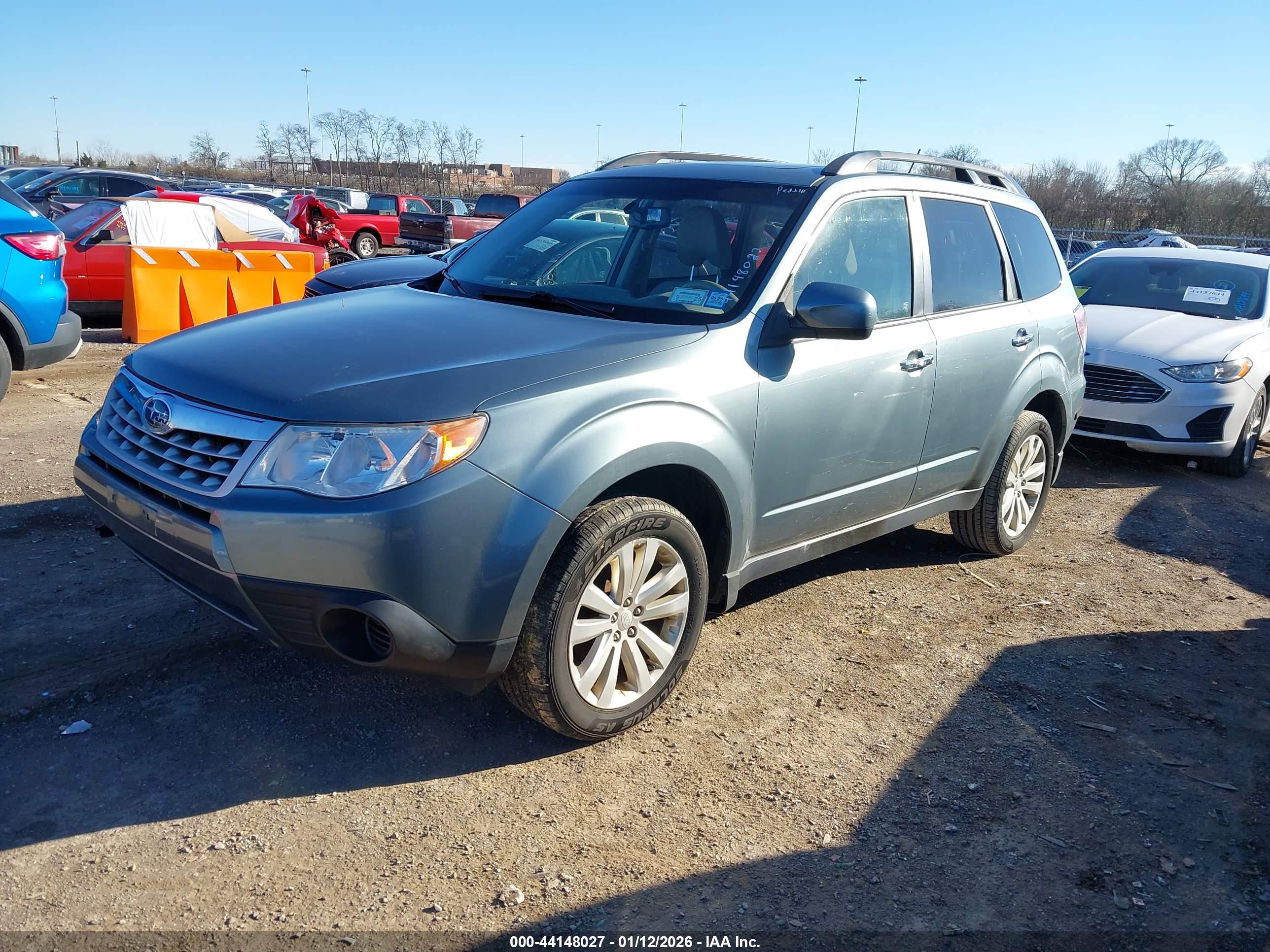 SUBARU FORESTER image 2