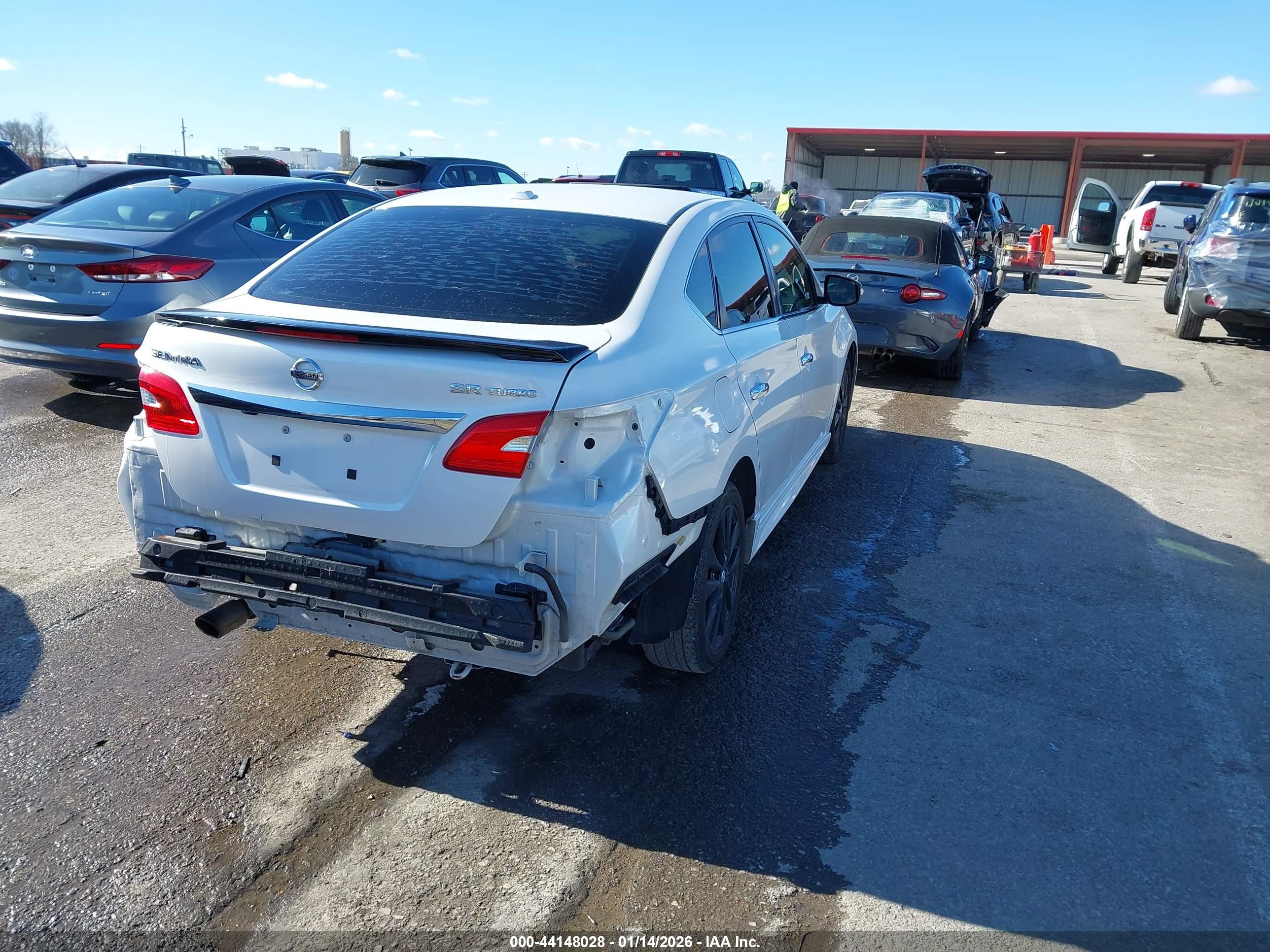 NISSAN SENTRA image 4