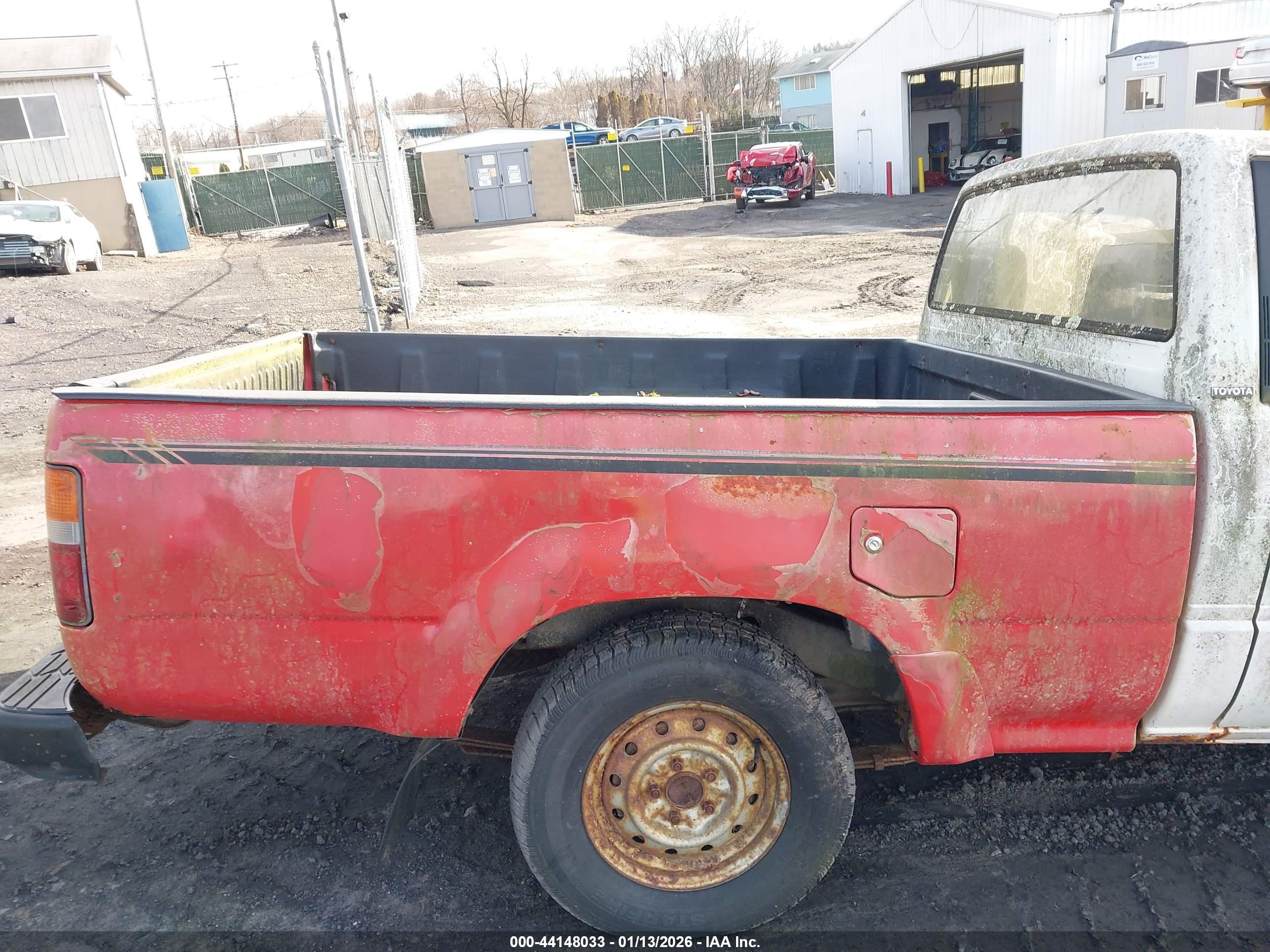 TOYOTA PICKUP image 8