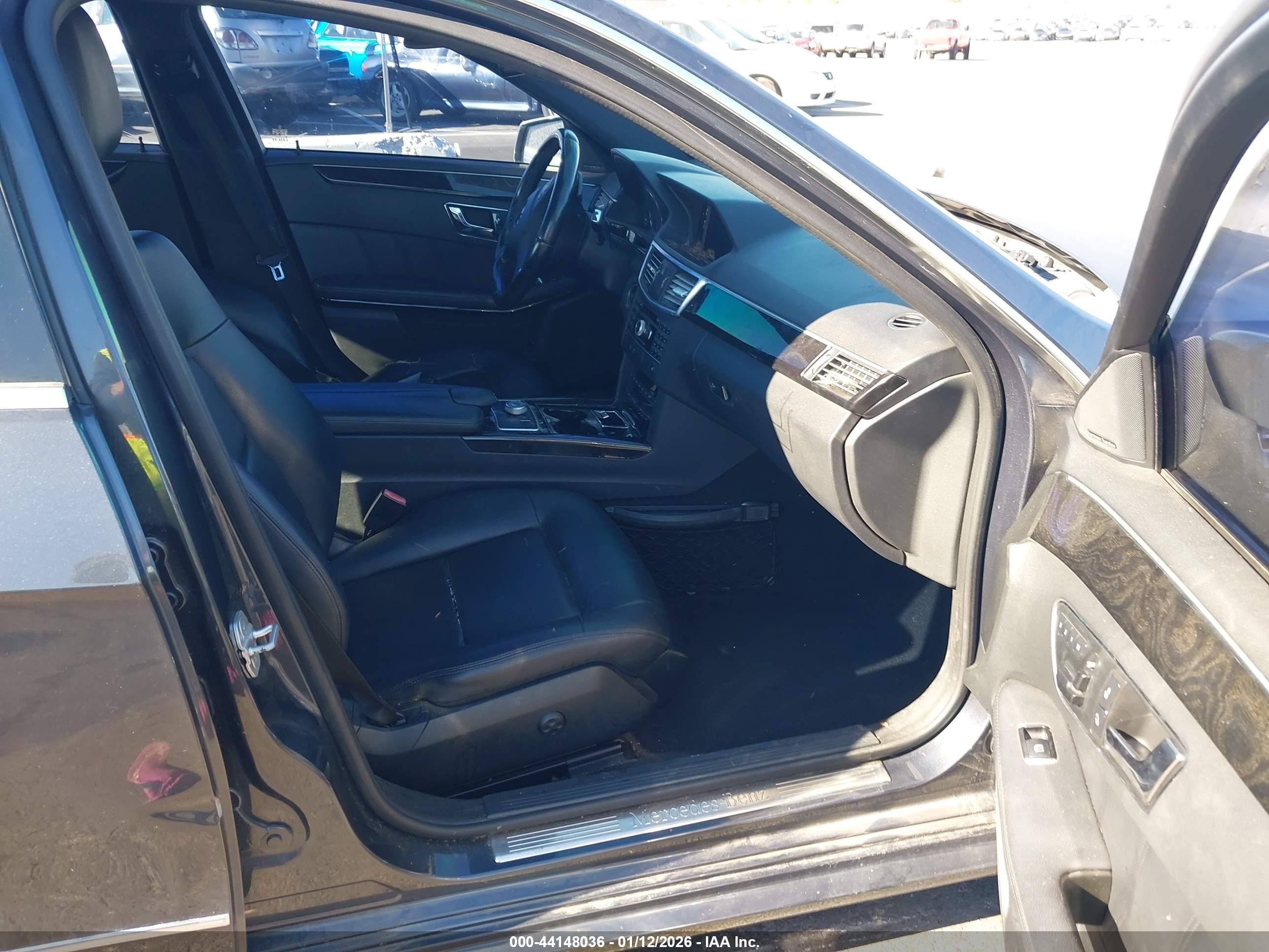 MERCEDES-BENZ E image 5