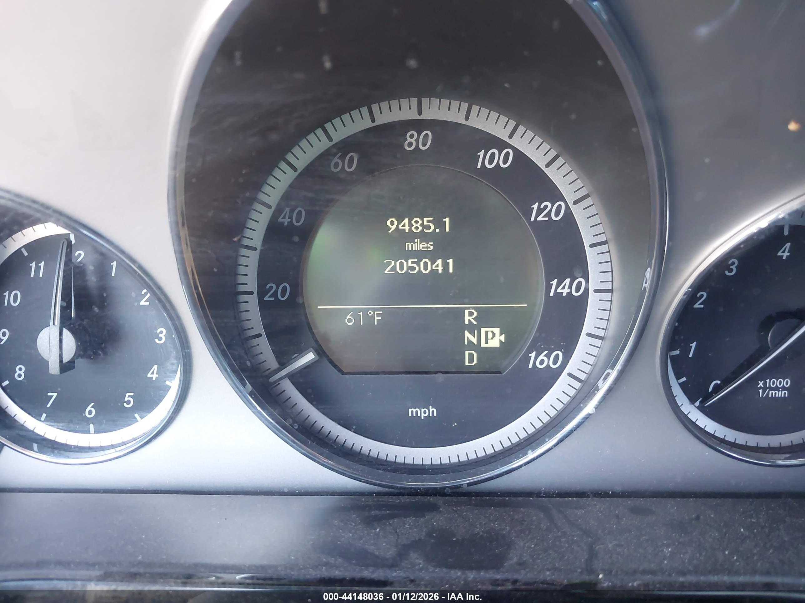 MERCEDES-BENZ E image 7