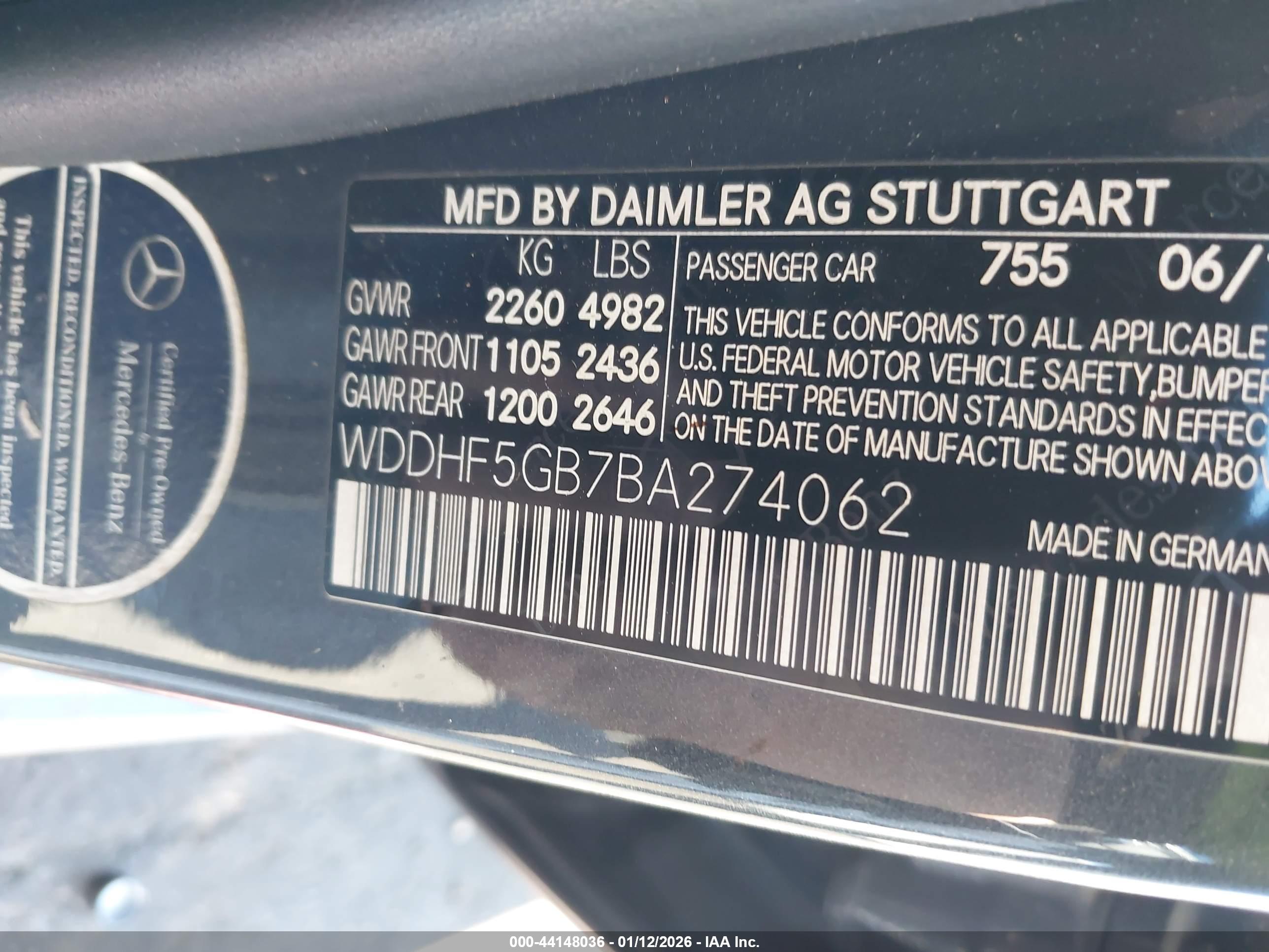 MERCEDES-BENZ E image 9
