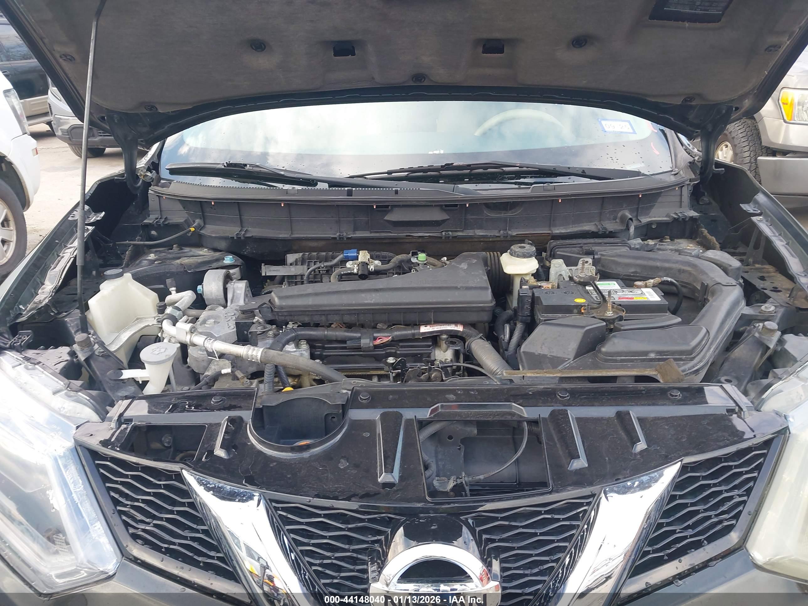 NISSAN ROGUE image 10