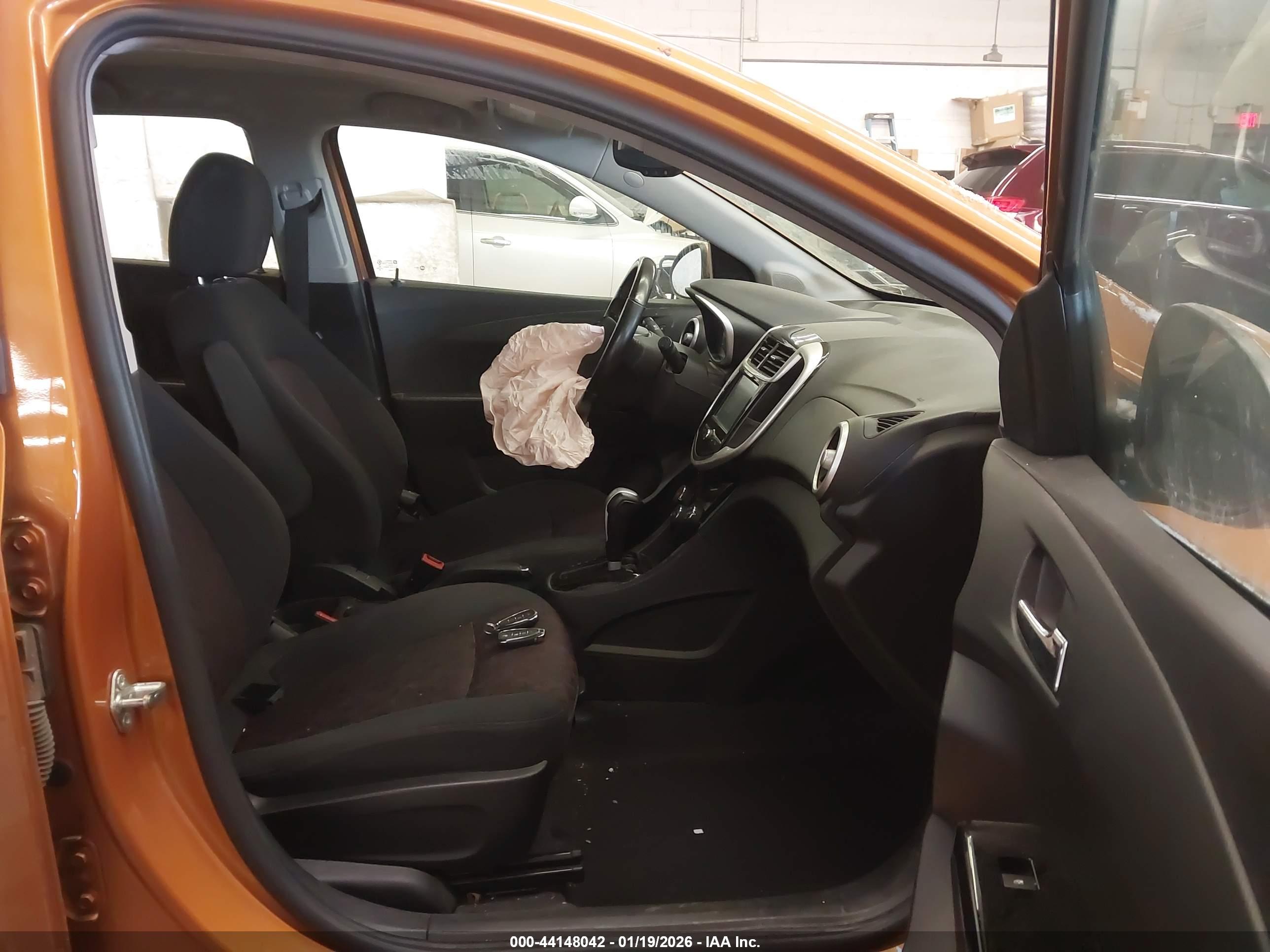CHEVROLET SONIC image 5