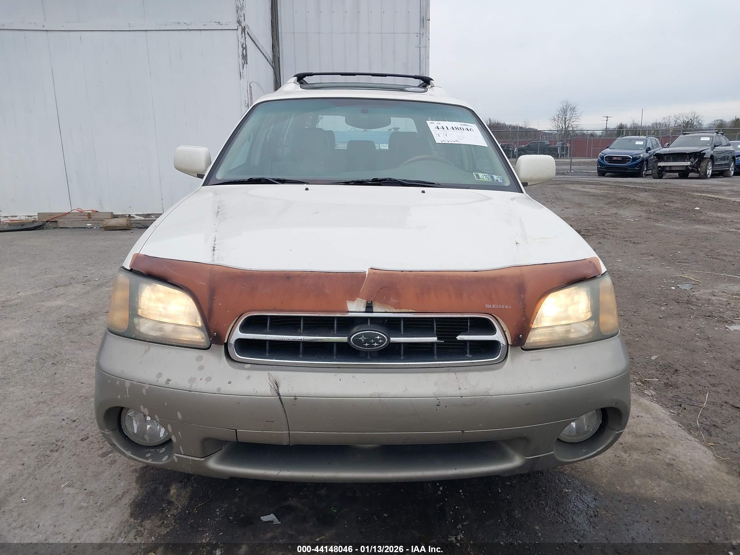 SUBARU OUTBACK image 6