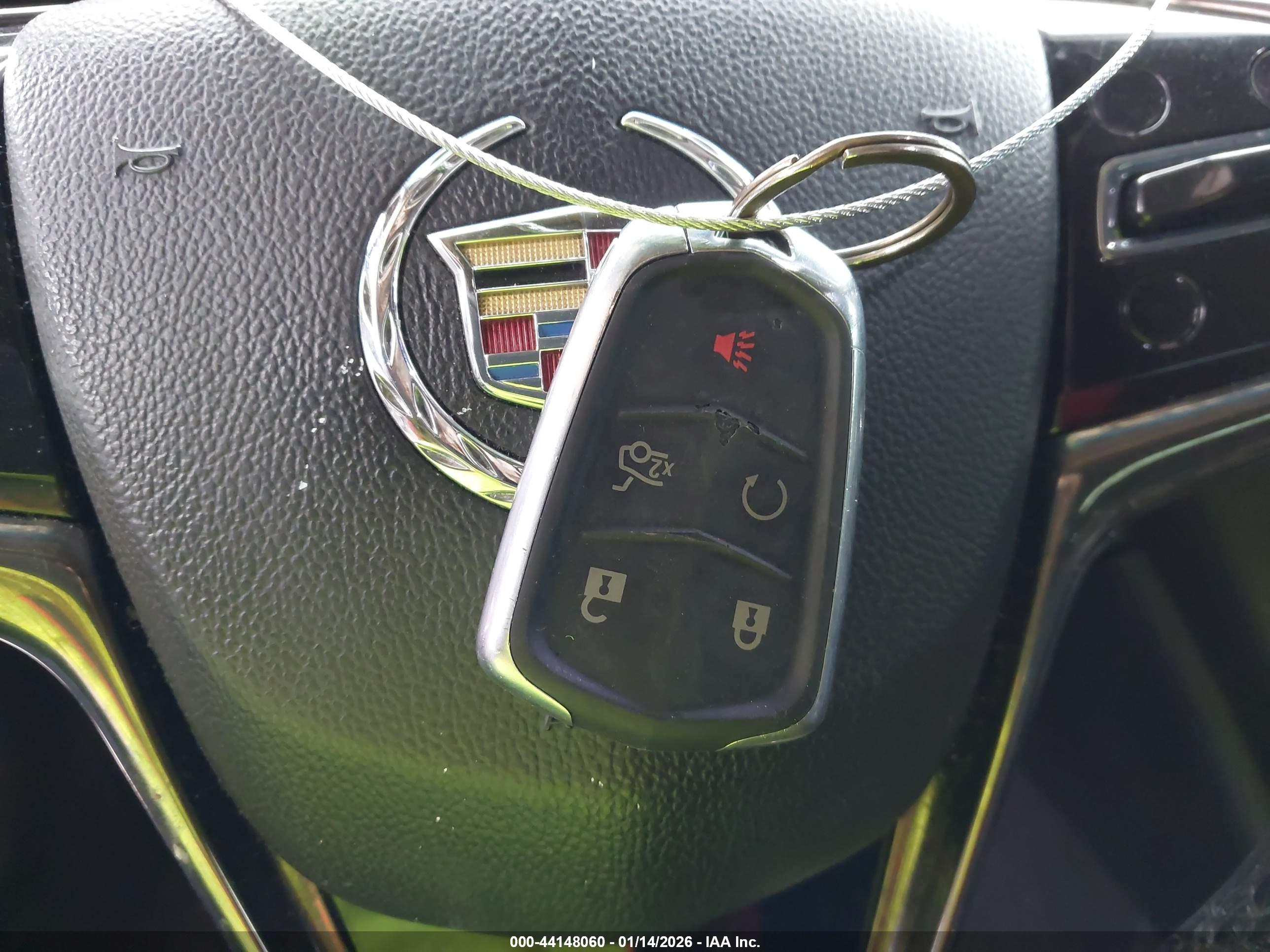 CADILLAC CTS image 11