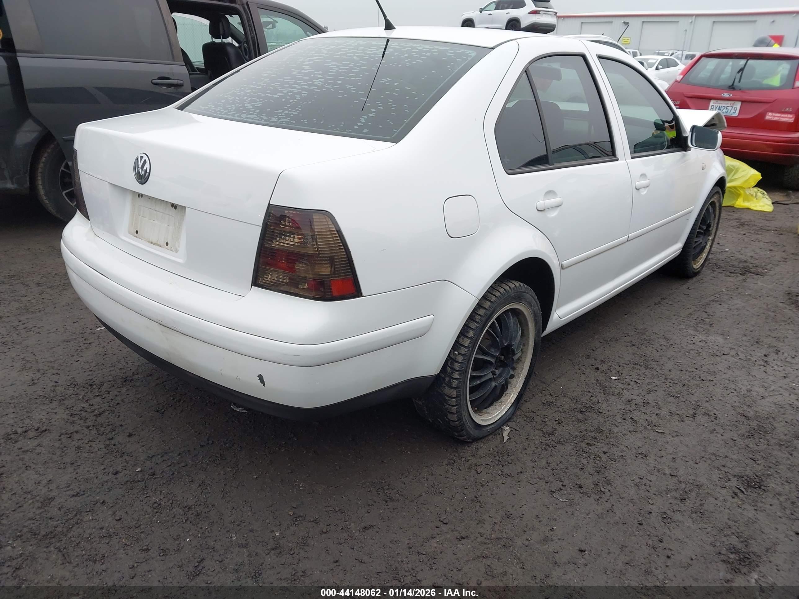 VOLKSWAGEN JETTA image 4