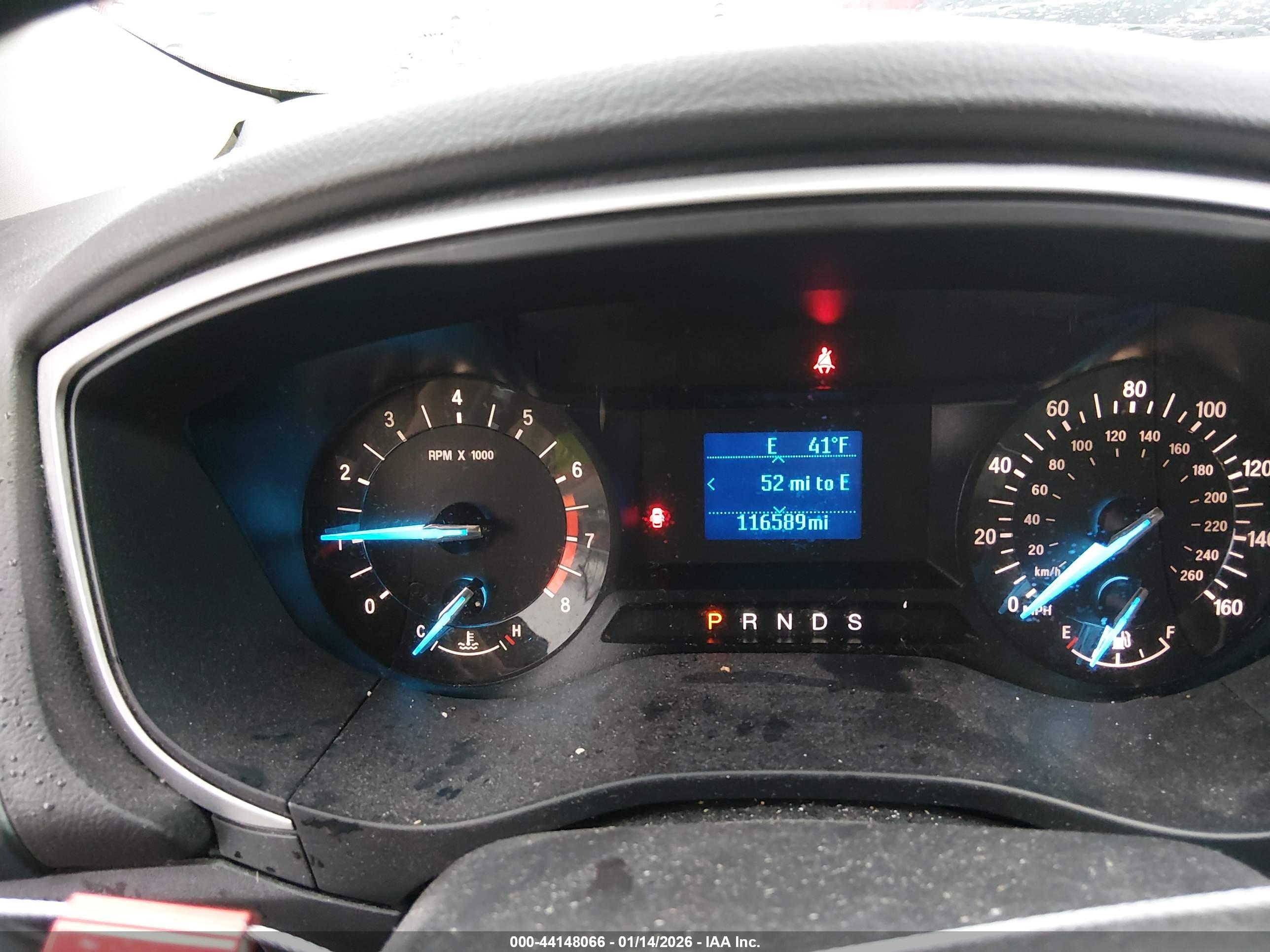 FORD FUSION image 7