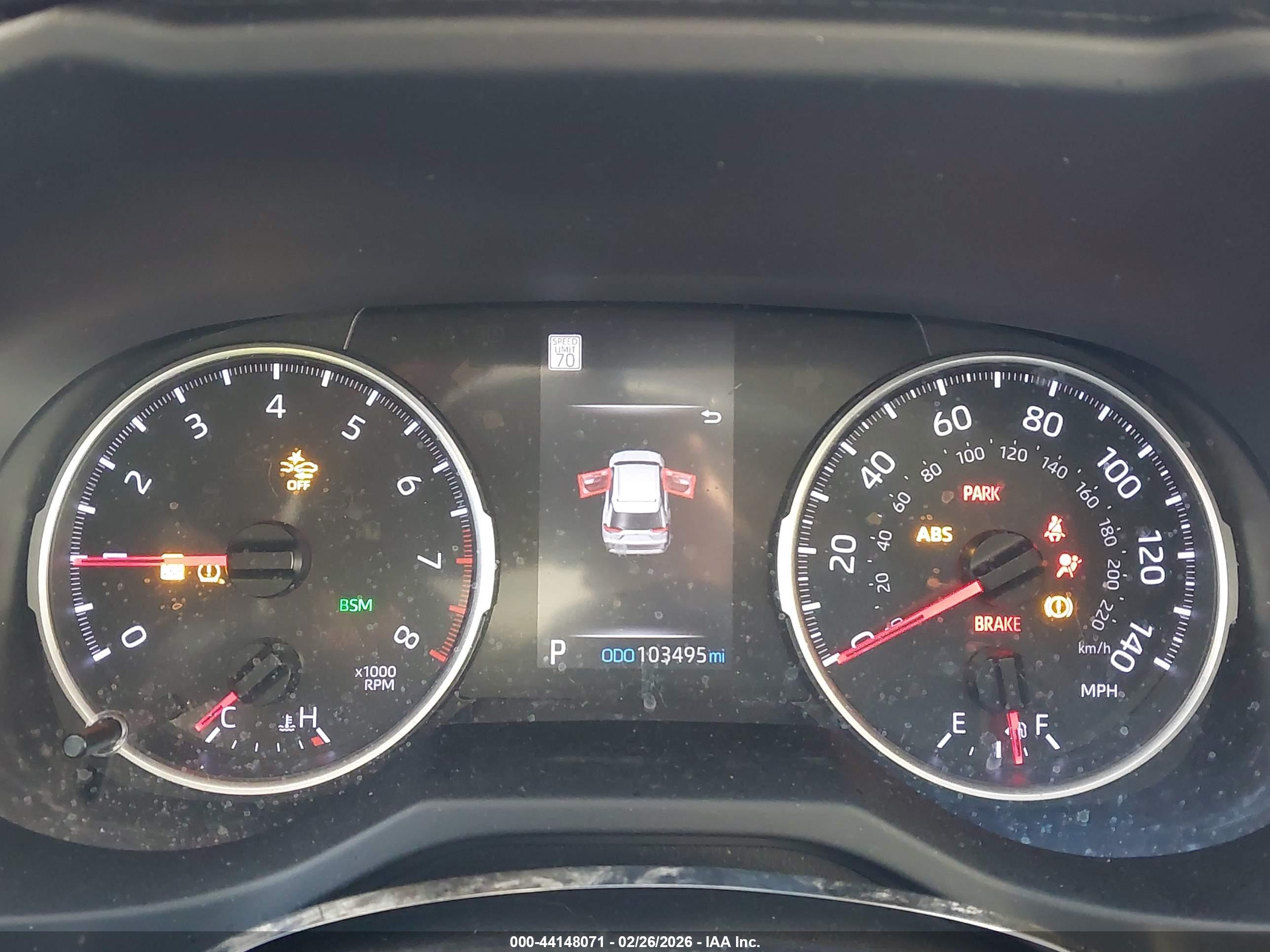 TOYOTA RAV4 image 7