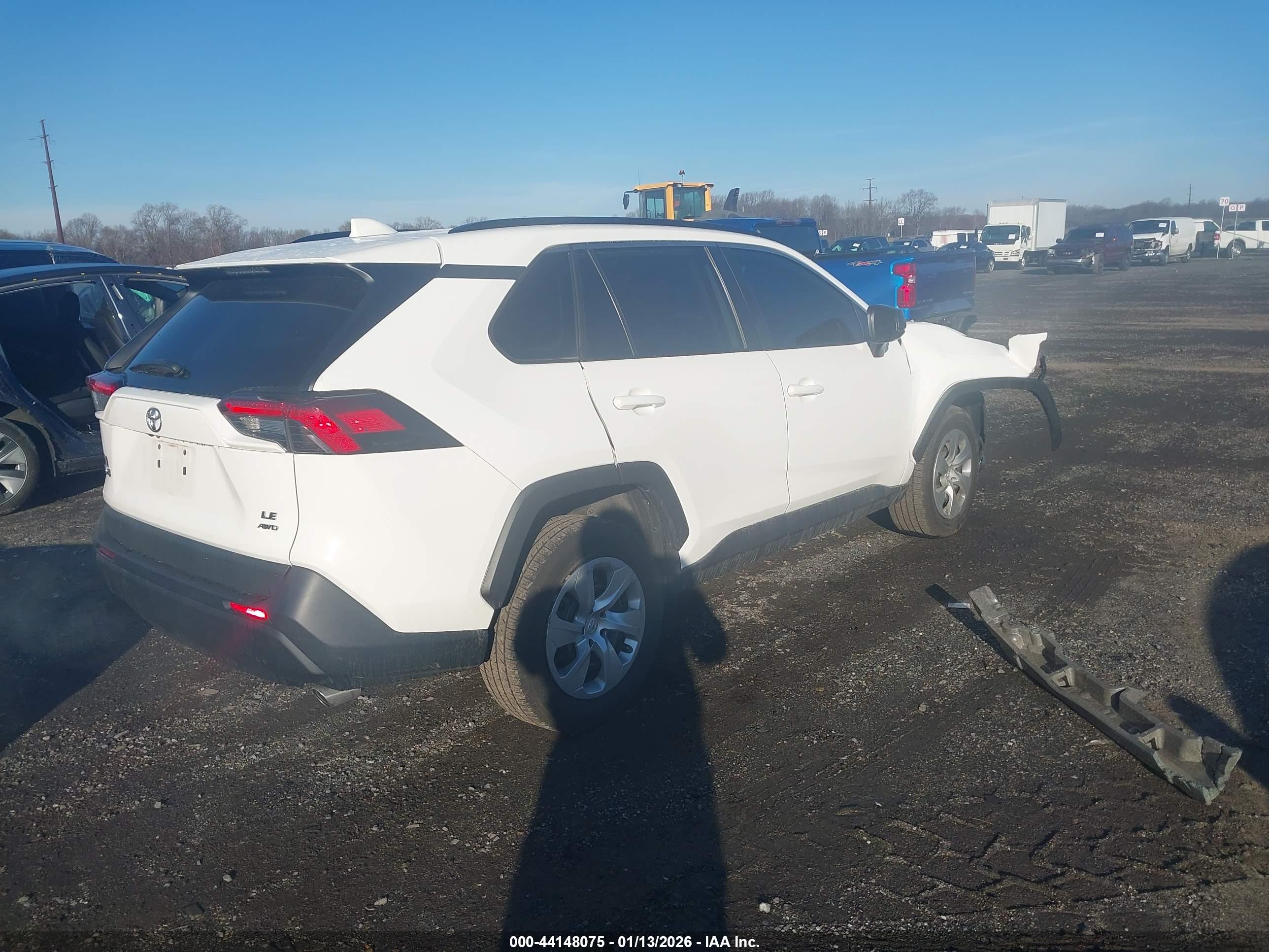 TOYOTA RAV4 image 4