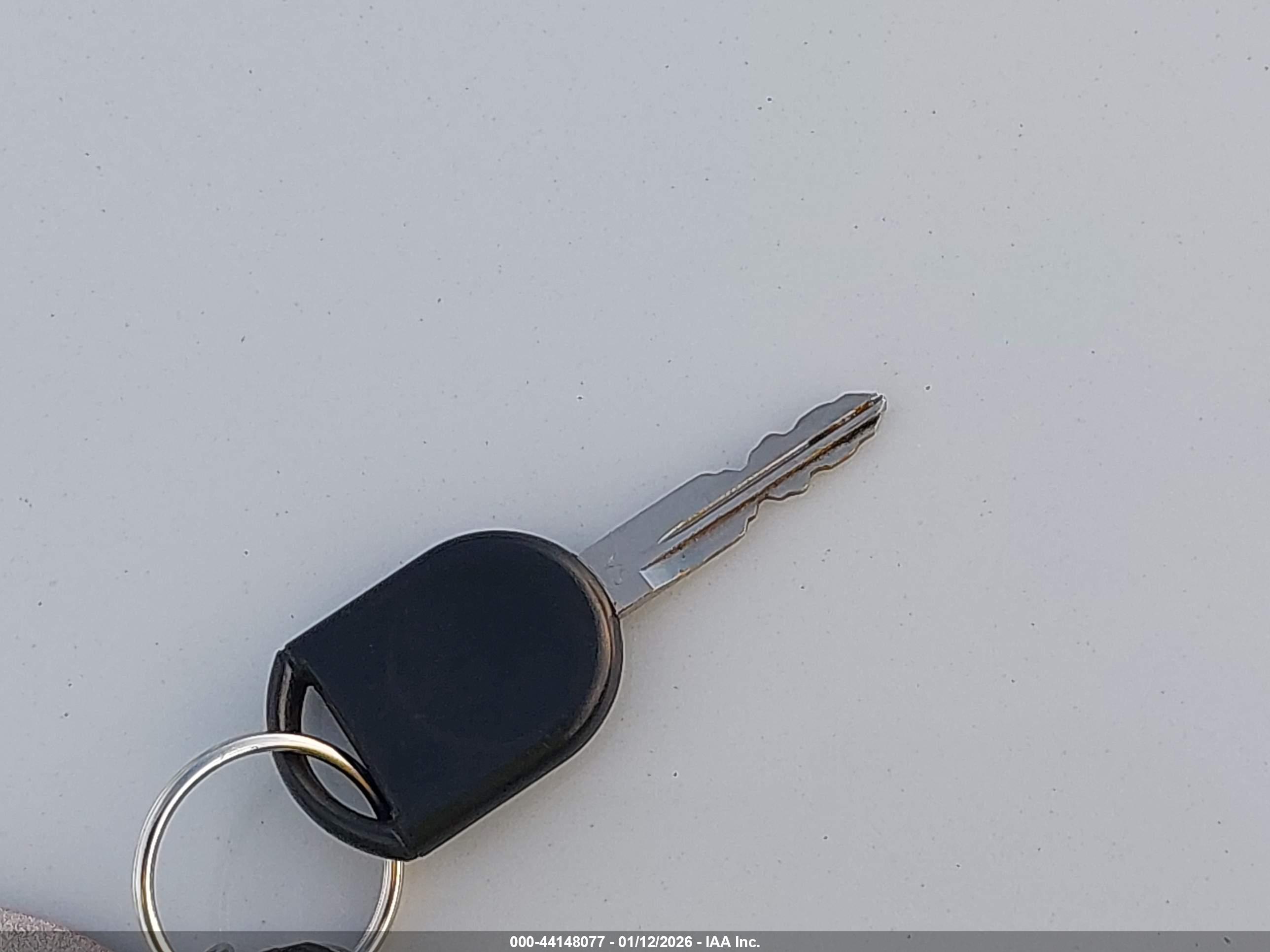 FORD ESCAPE image 11