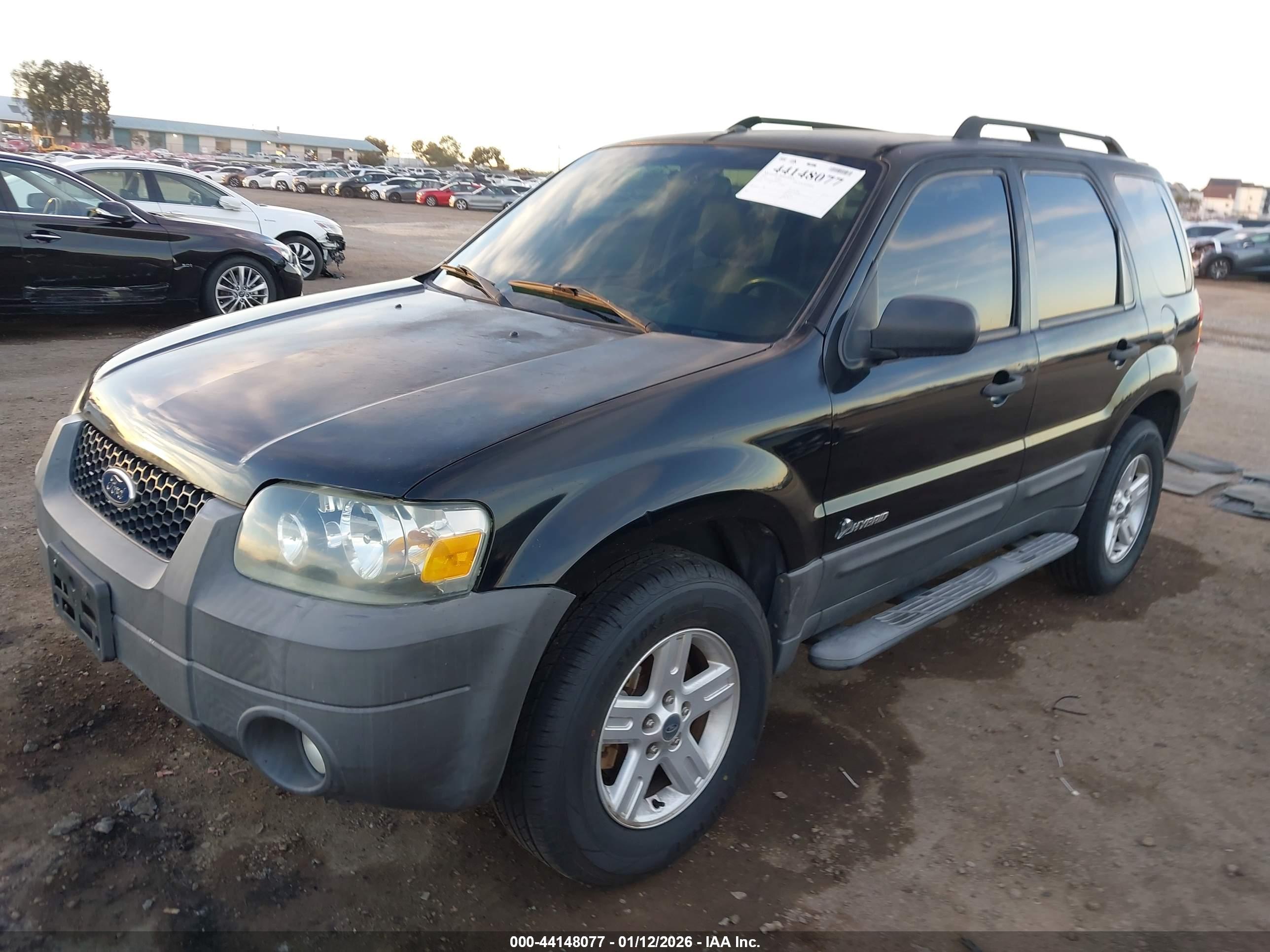 FORD ESCAPE image 6