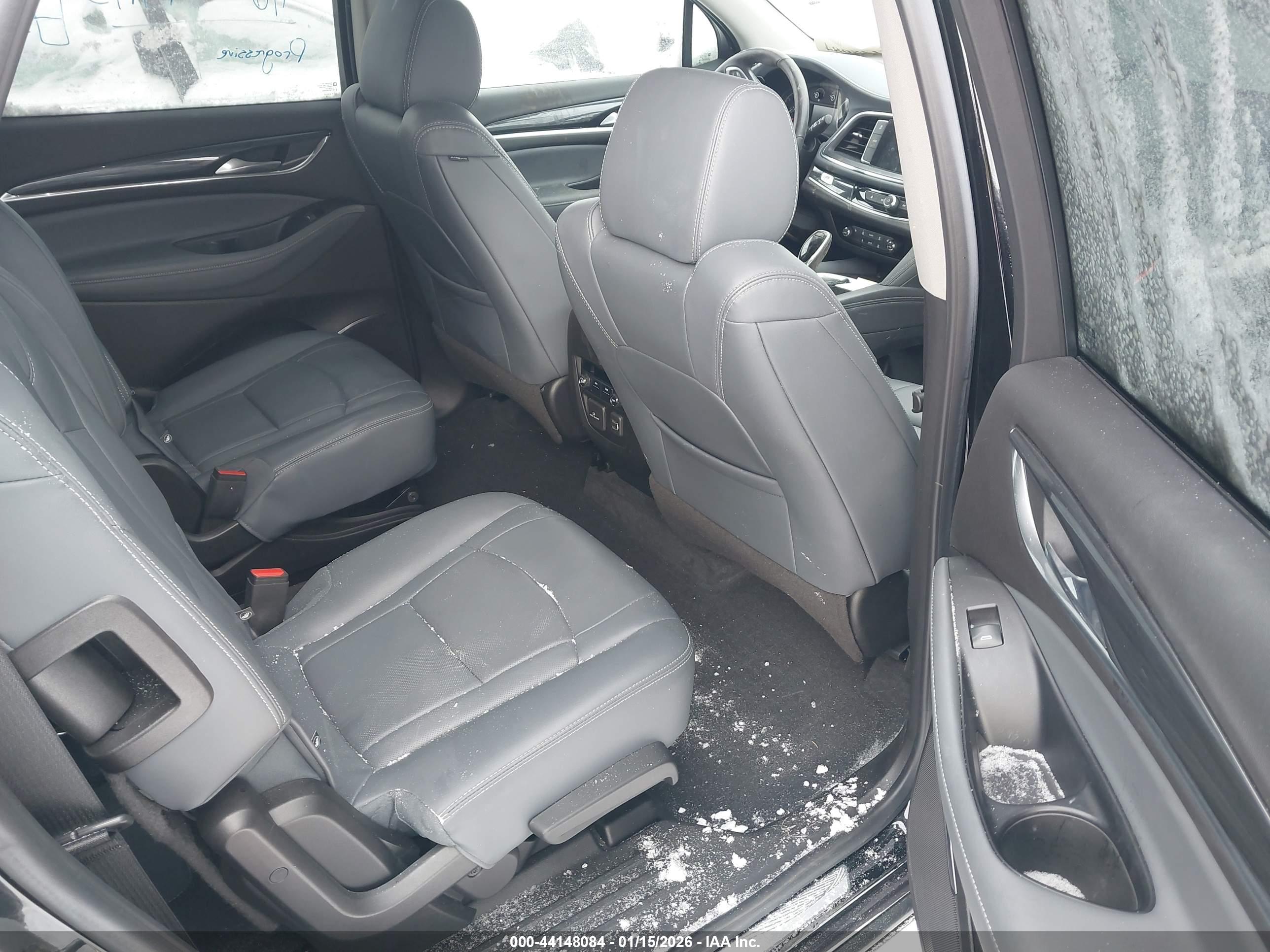 BUICK ENCLAVE image 8