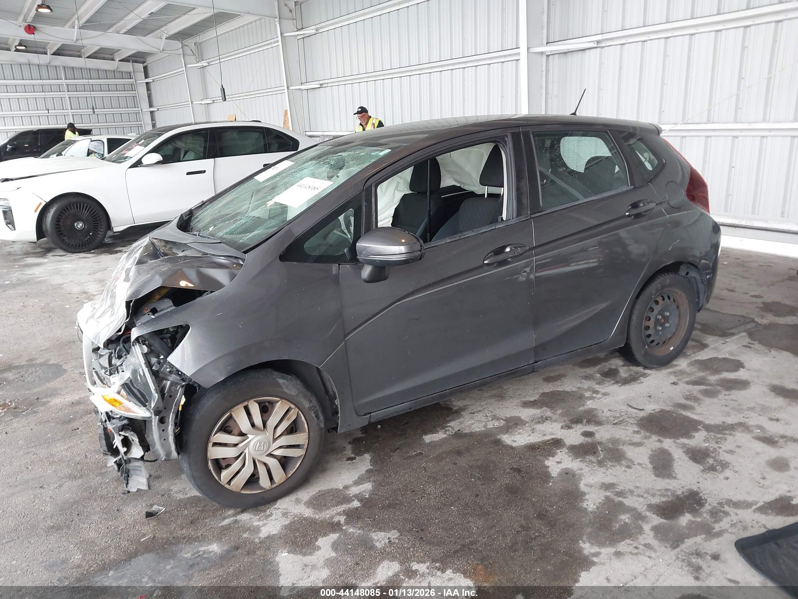 HONDA FIT image 2