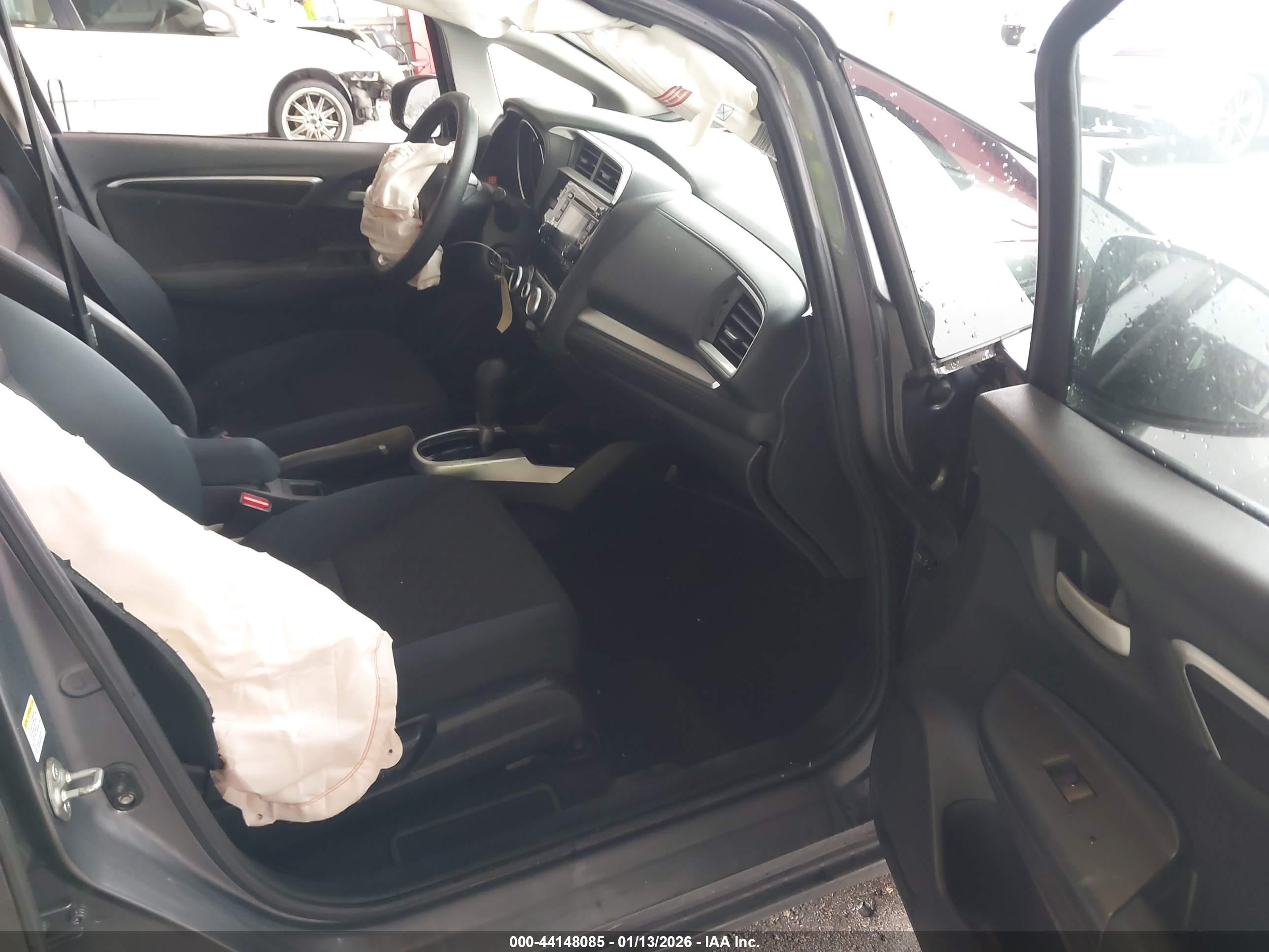 HONDA FIT image 5