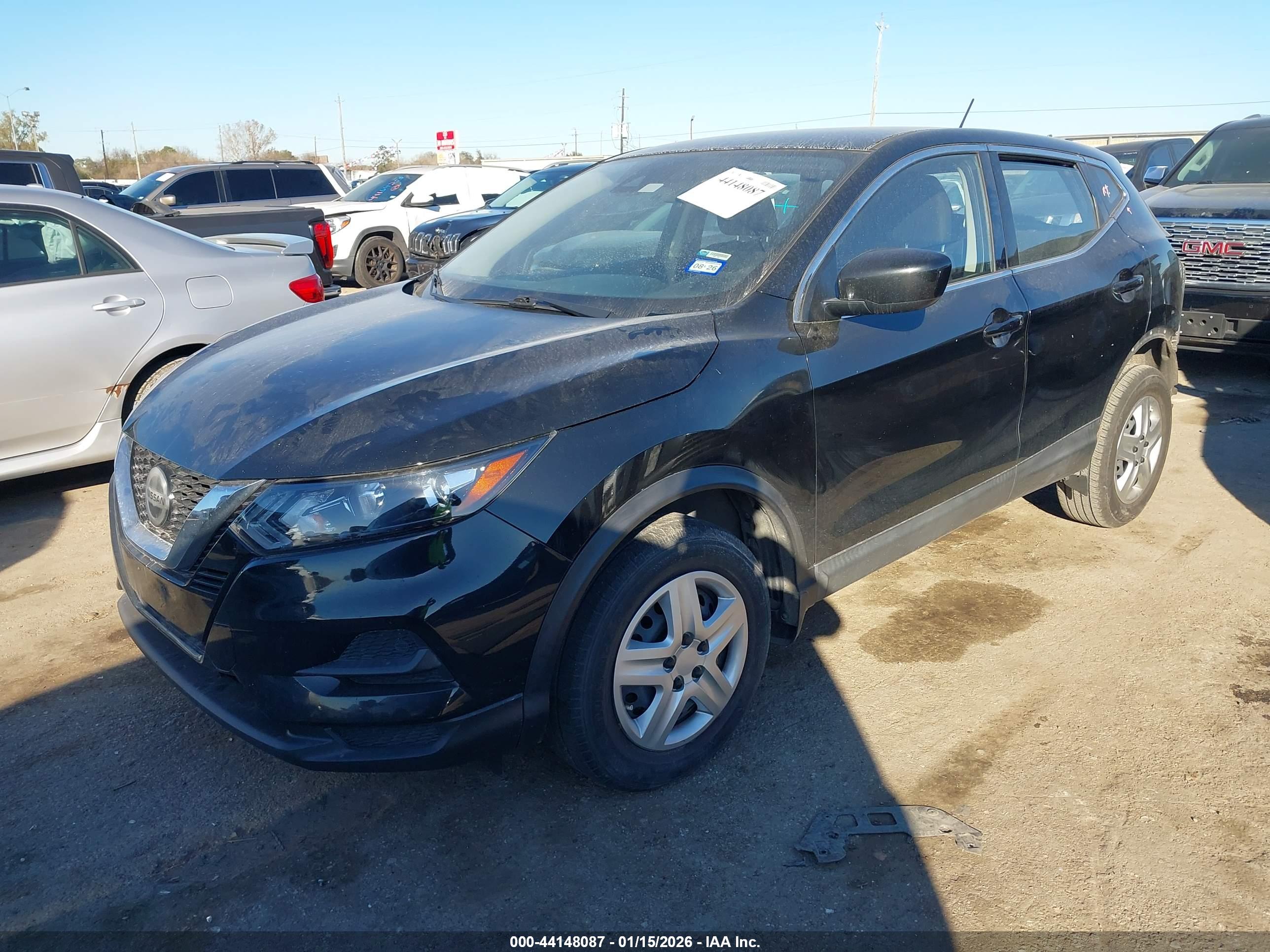 NISSAN ROGUE image 2