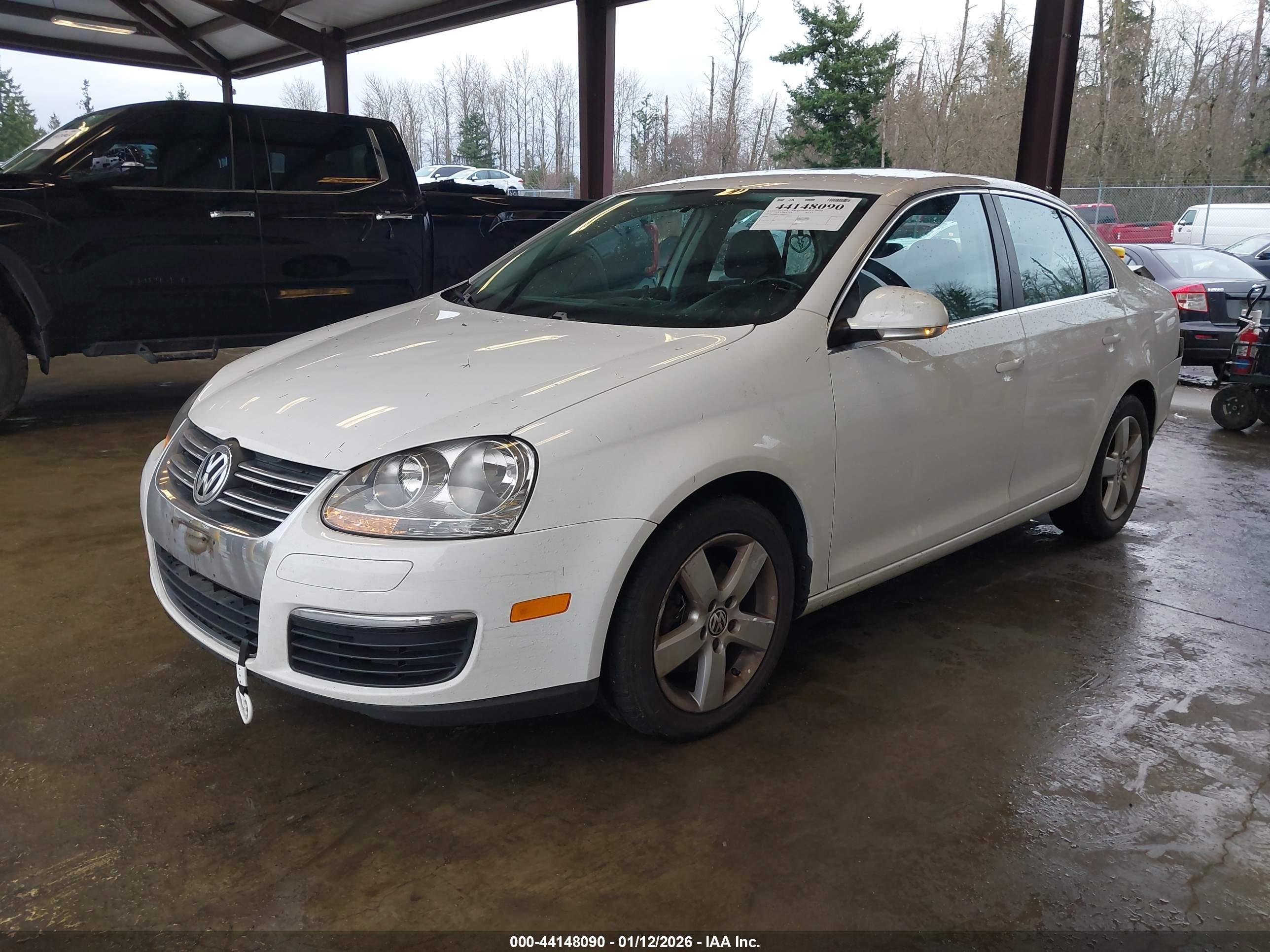 VOLKSWAGEN JETTA image 2
