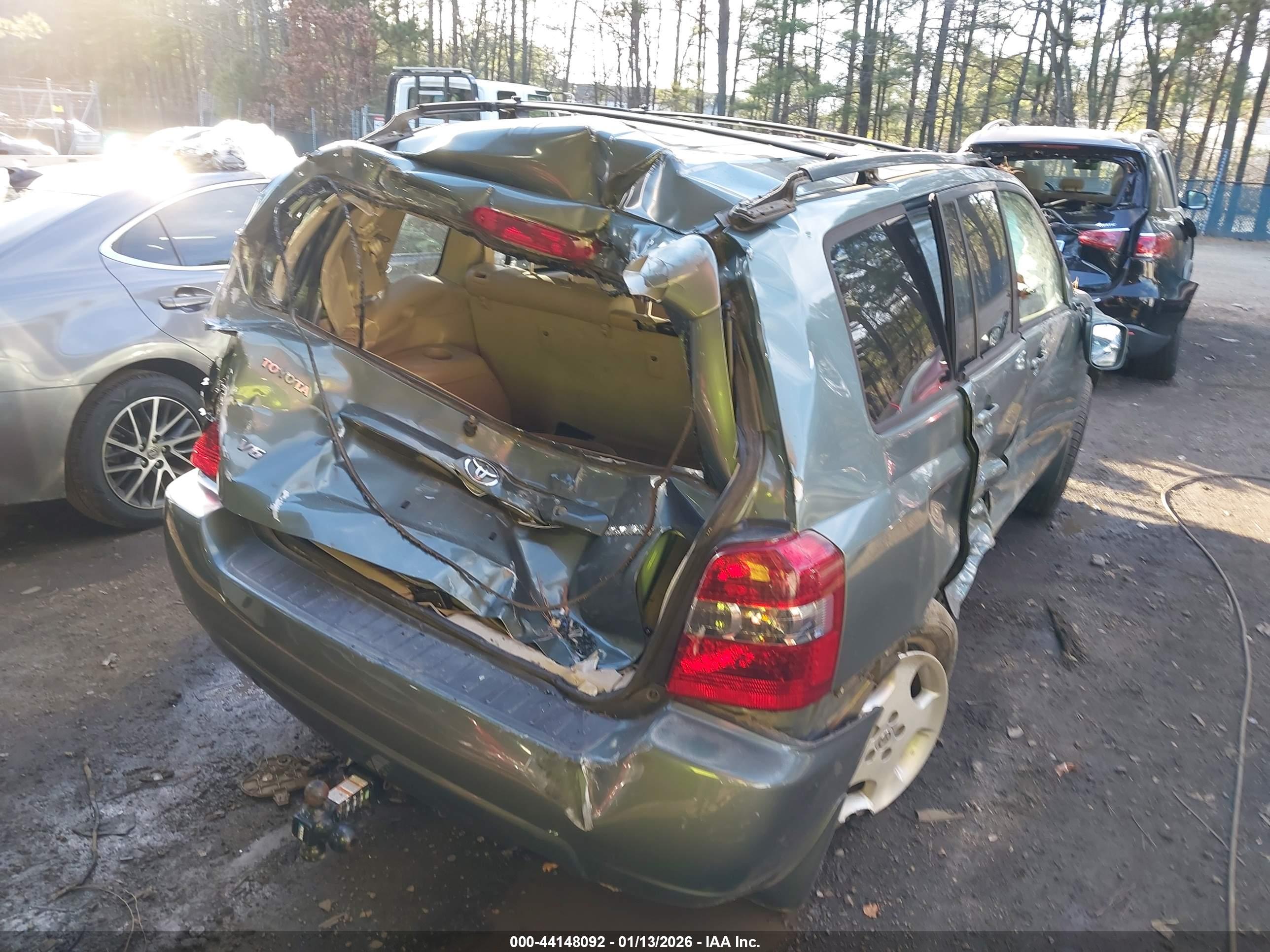 TOYOTA HIGHLANDER image 6