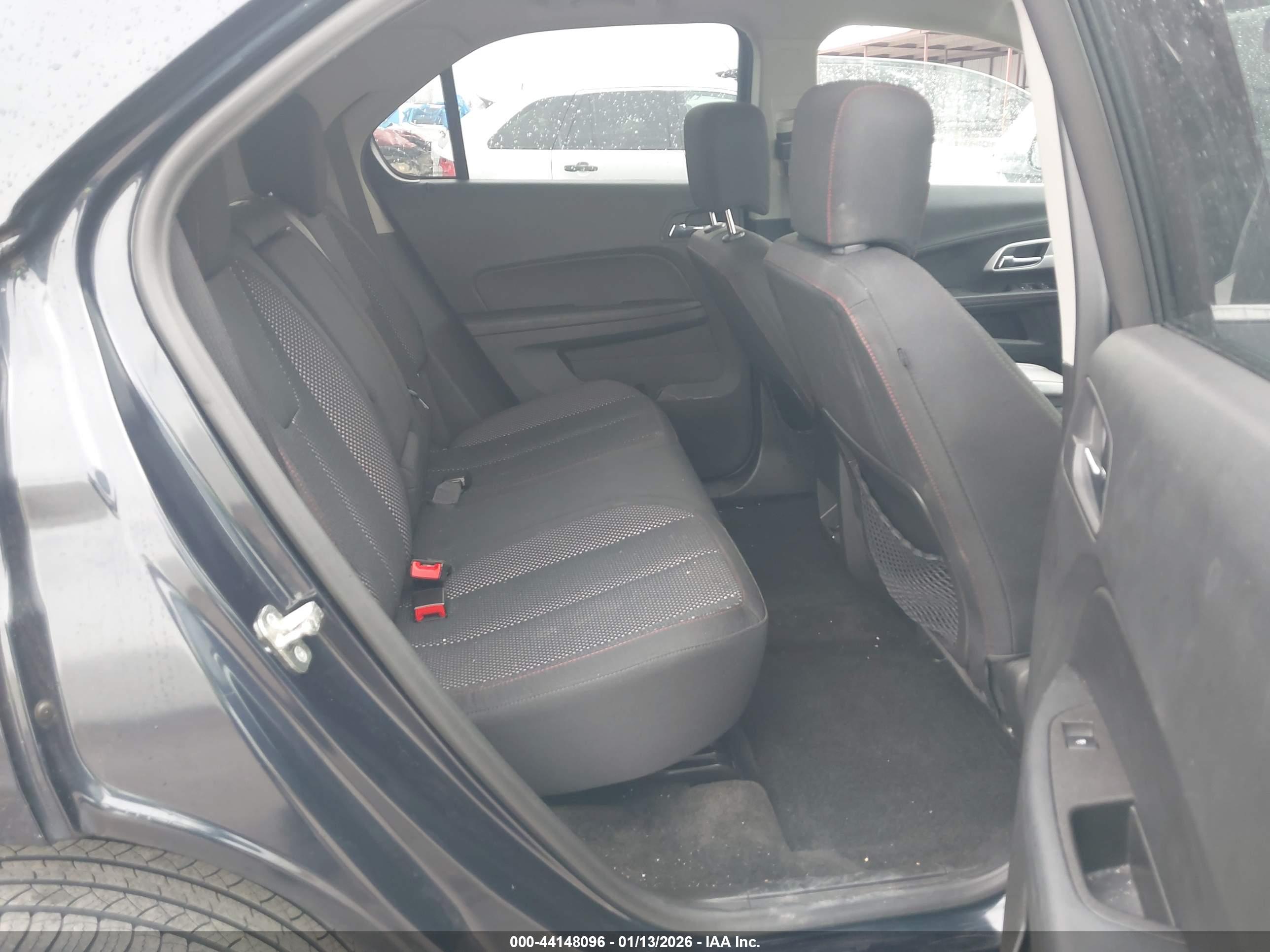 CHEVROLET EQUINOX image 8