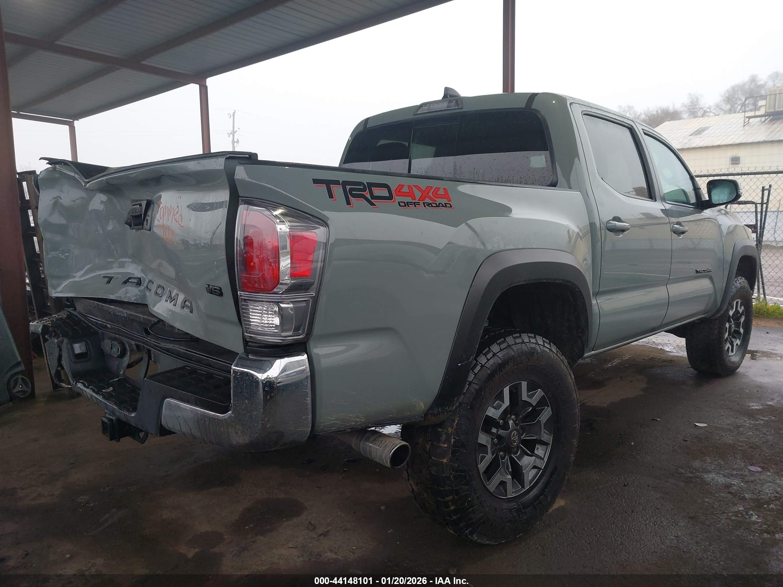 TOYOTA TACOMA image 4