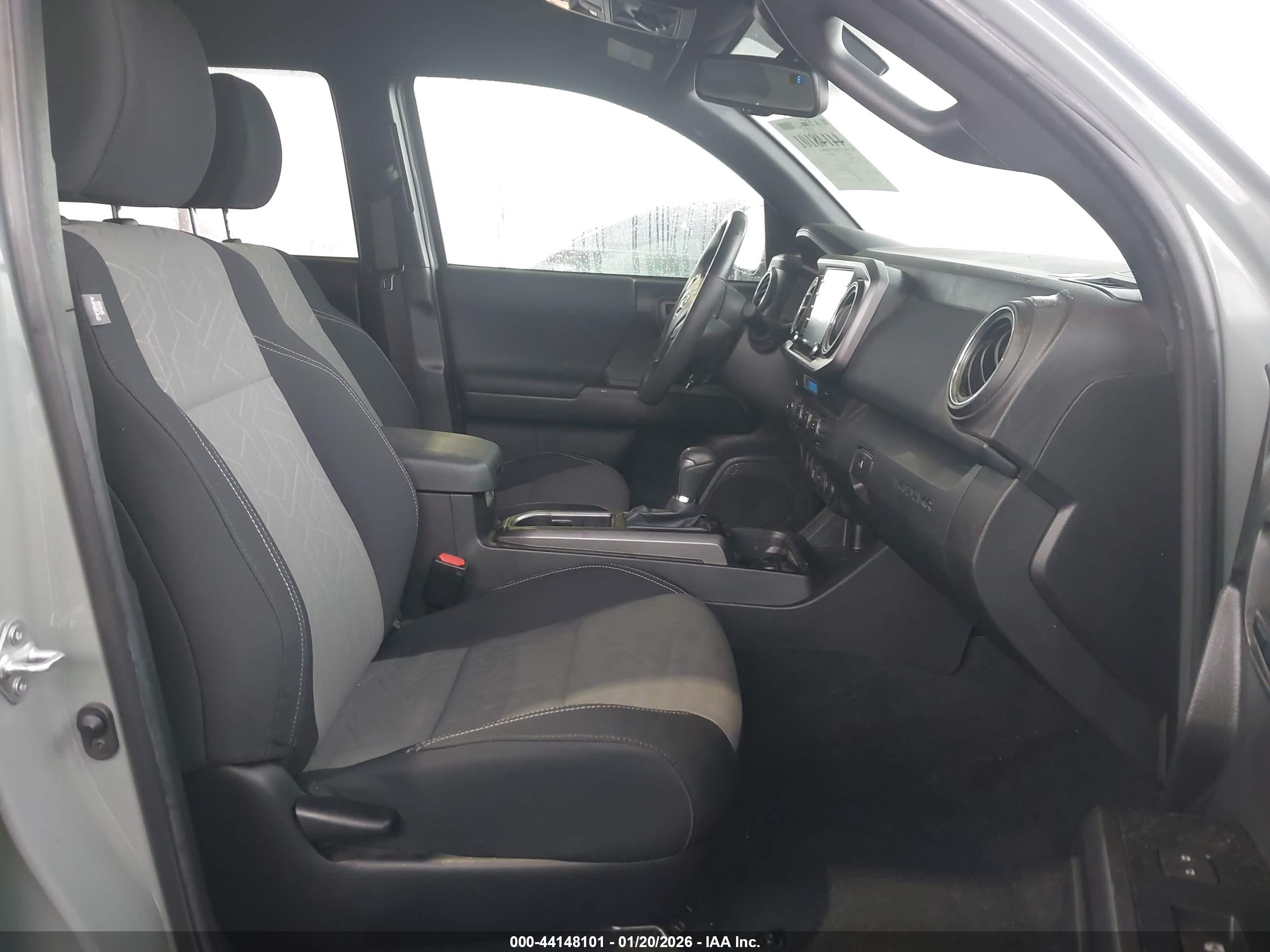 TOYOTA TACOMA image 5