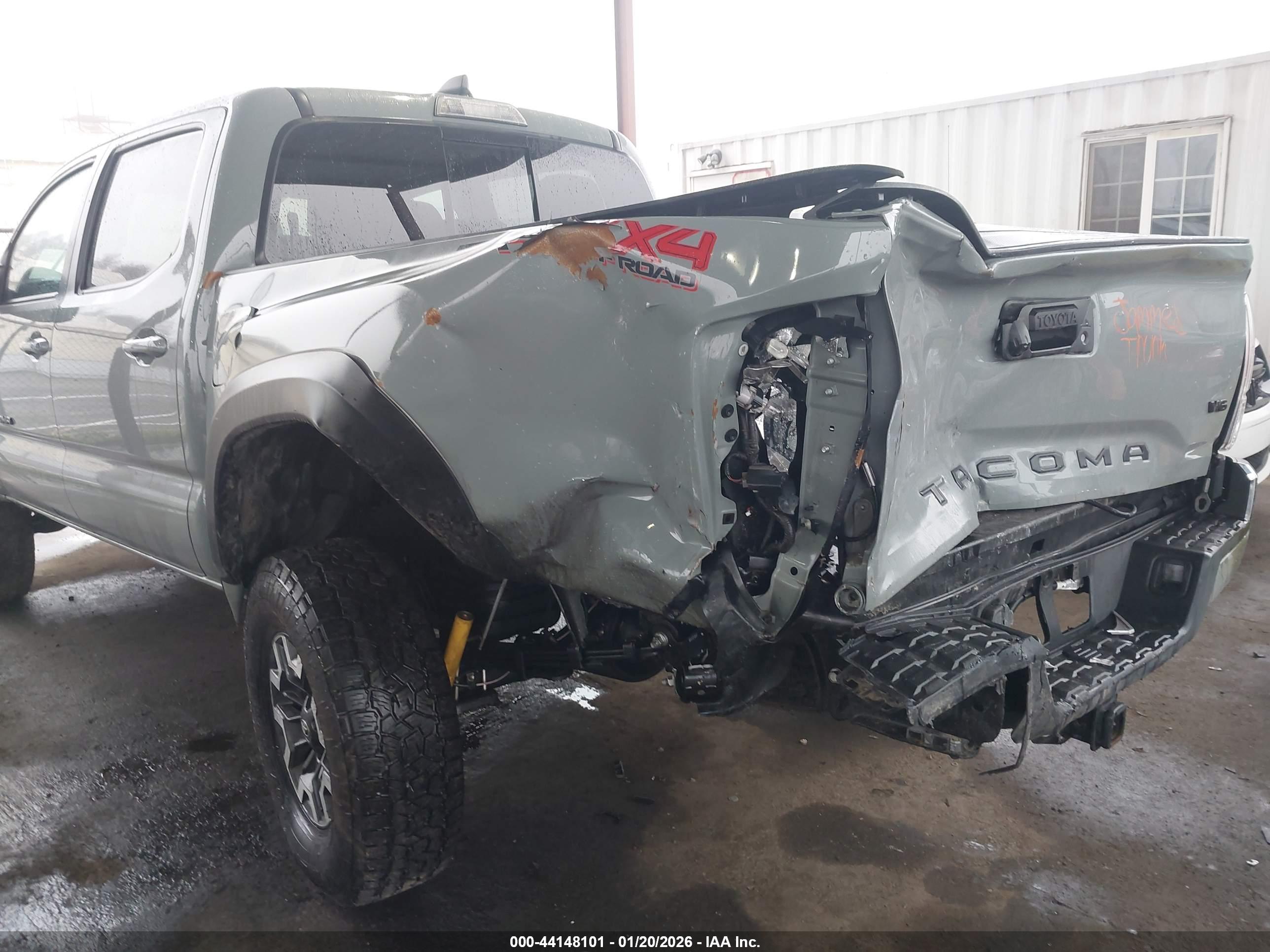 TOYOTA TACOMA image 6