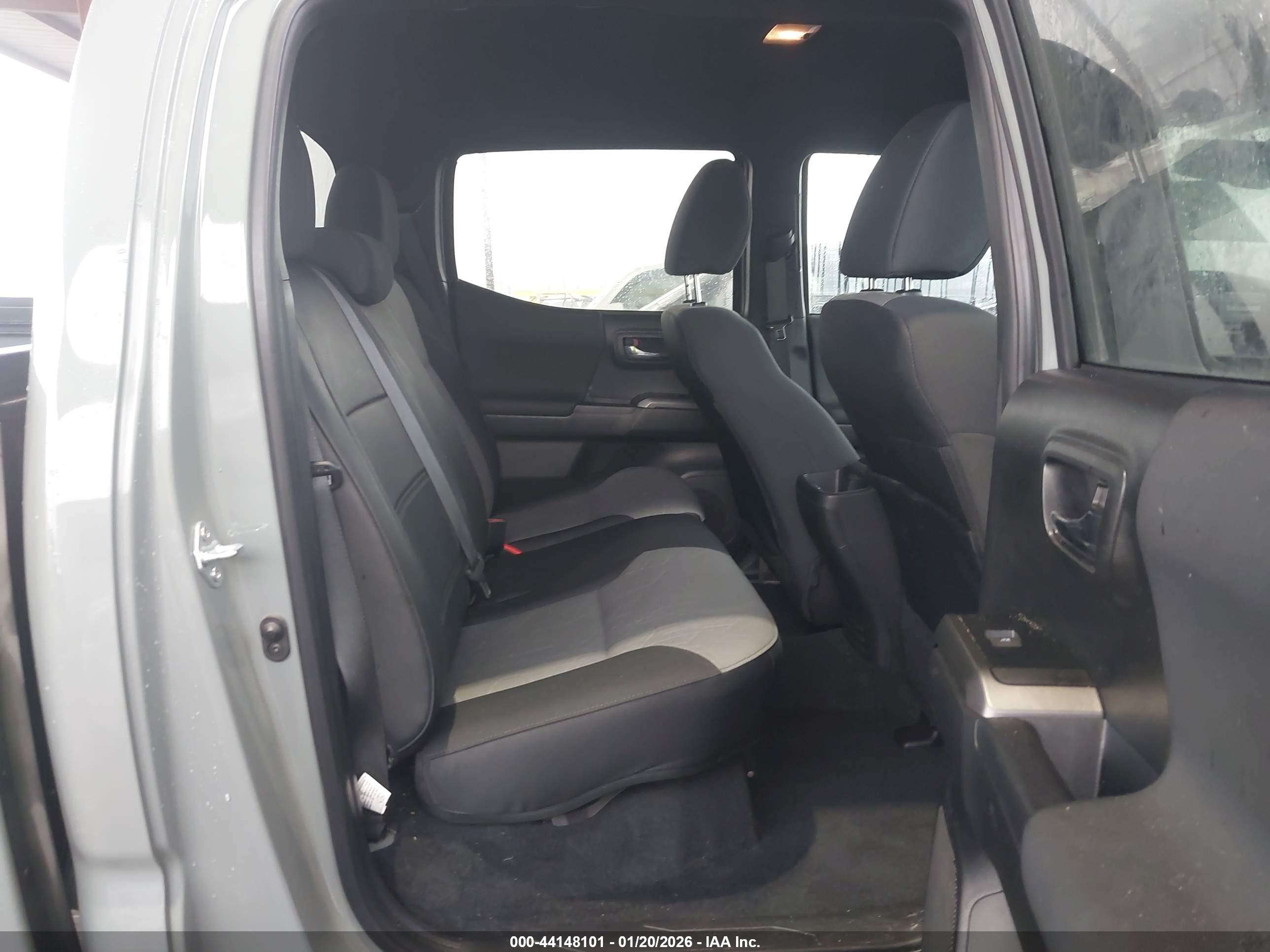 TOYOTA TACOMA image 8