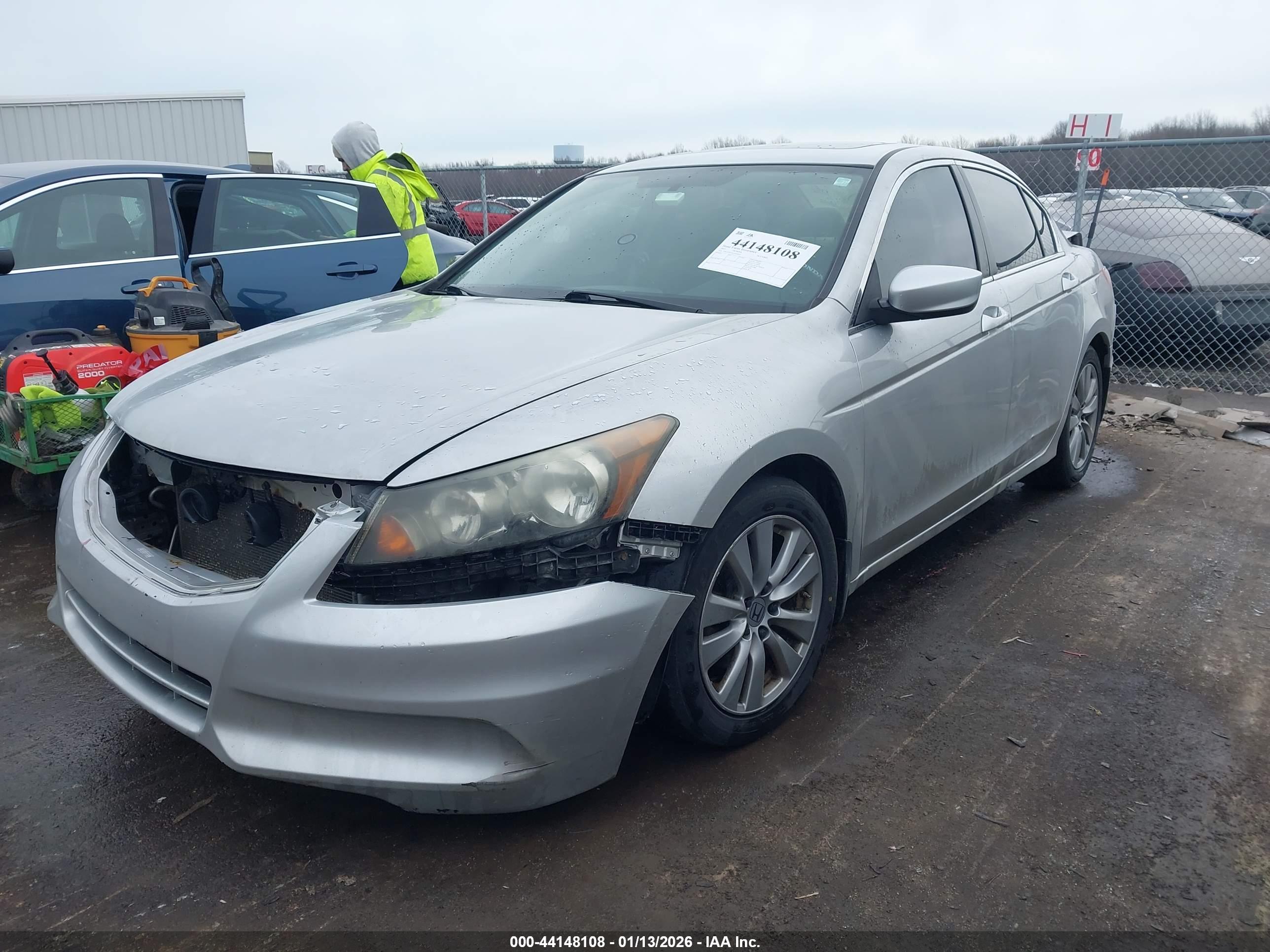 HONDA ACCORD image 2