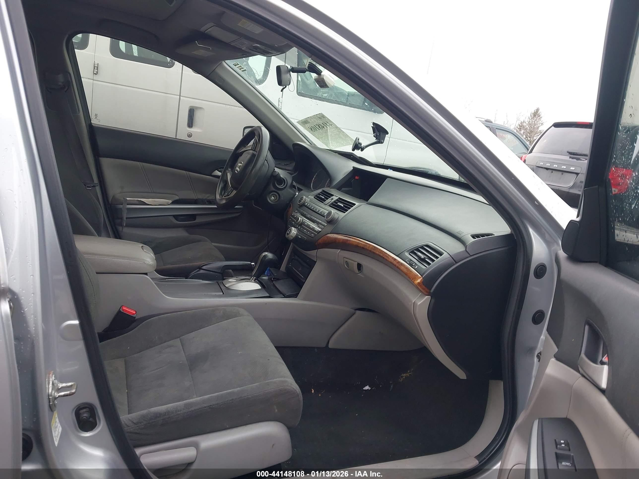 HONDA ACCORD image 5