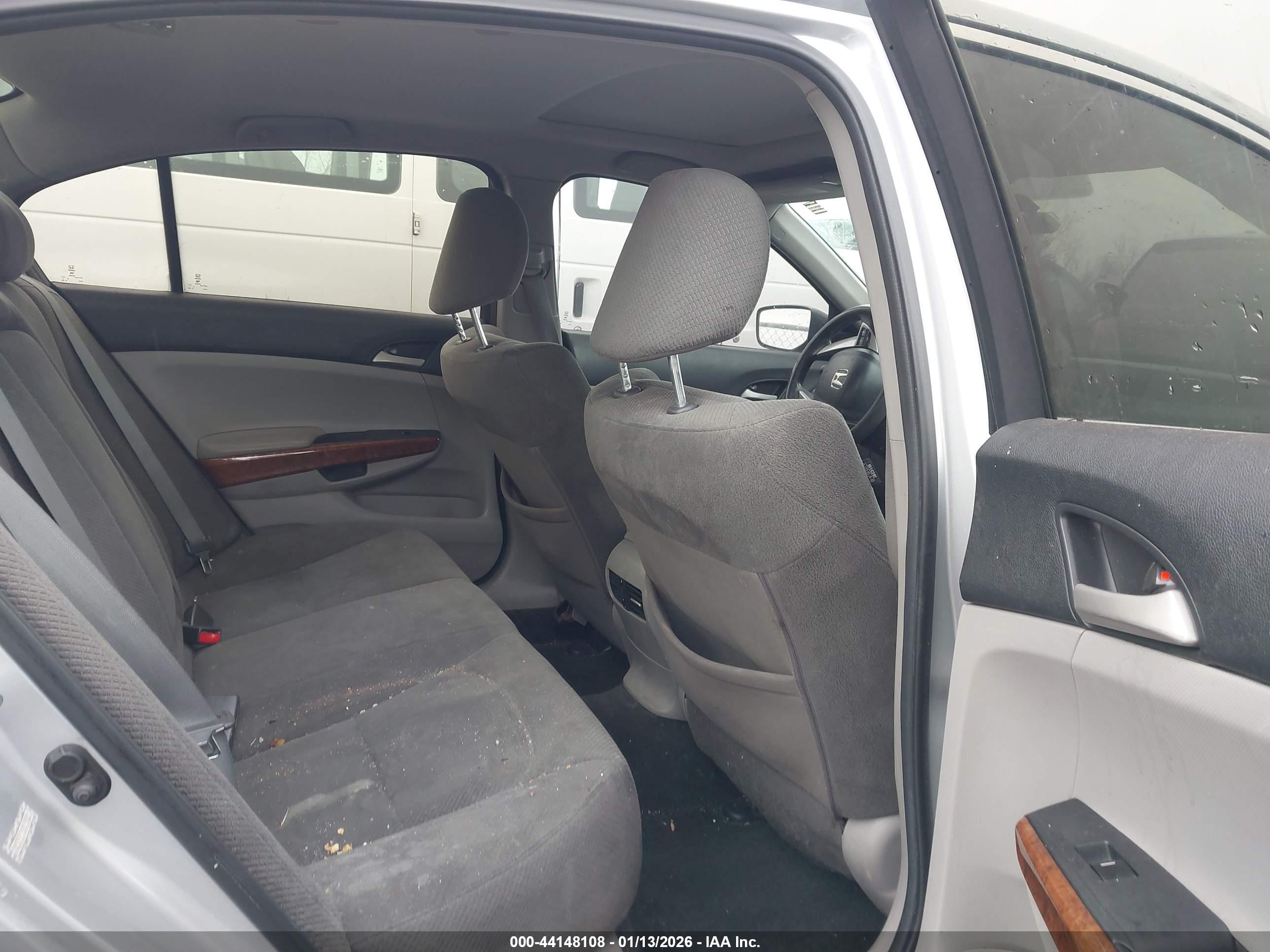HONDA ACCORD image 8
