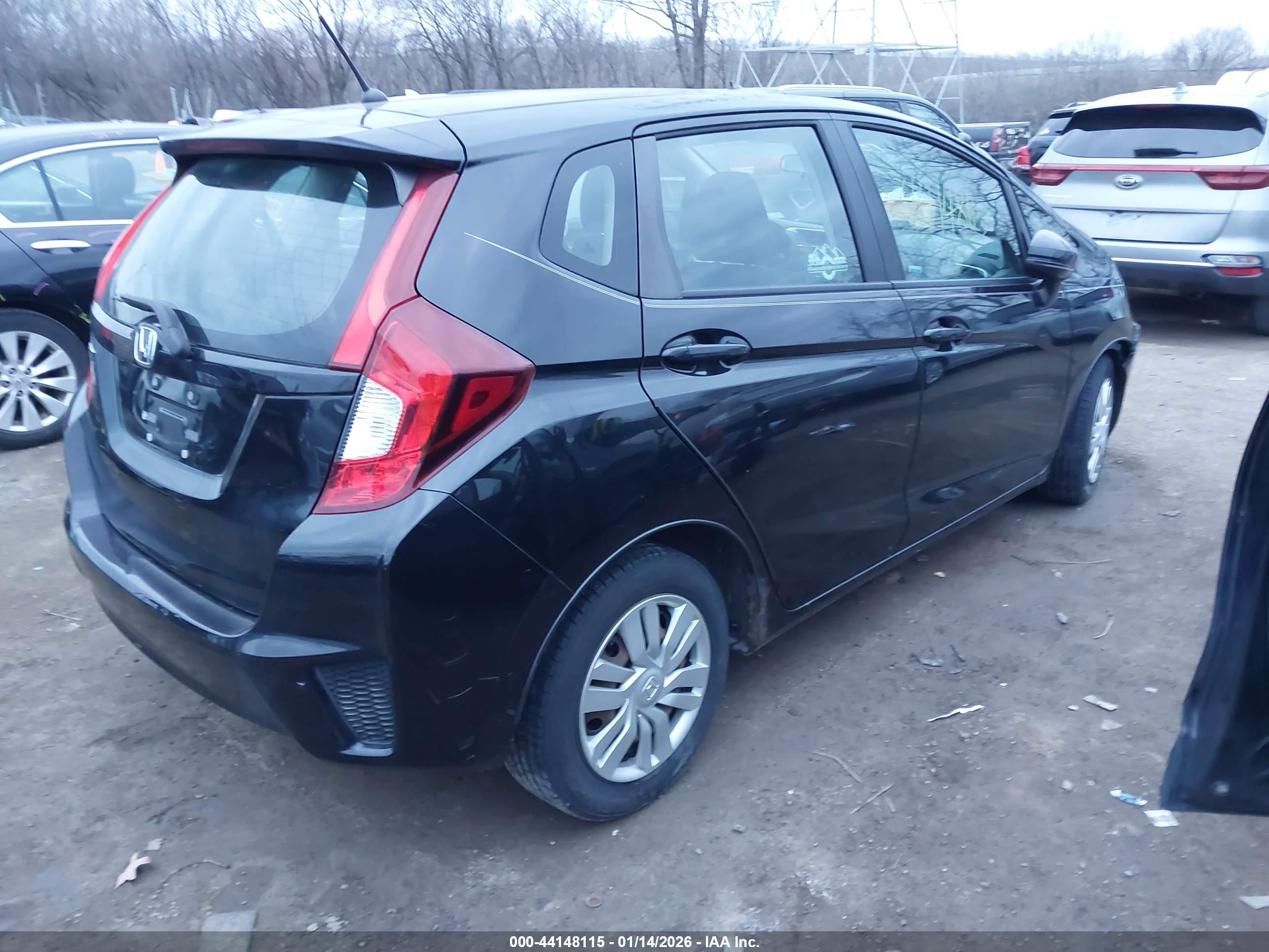 HONDA FIT image 4