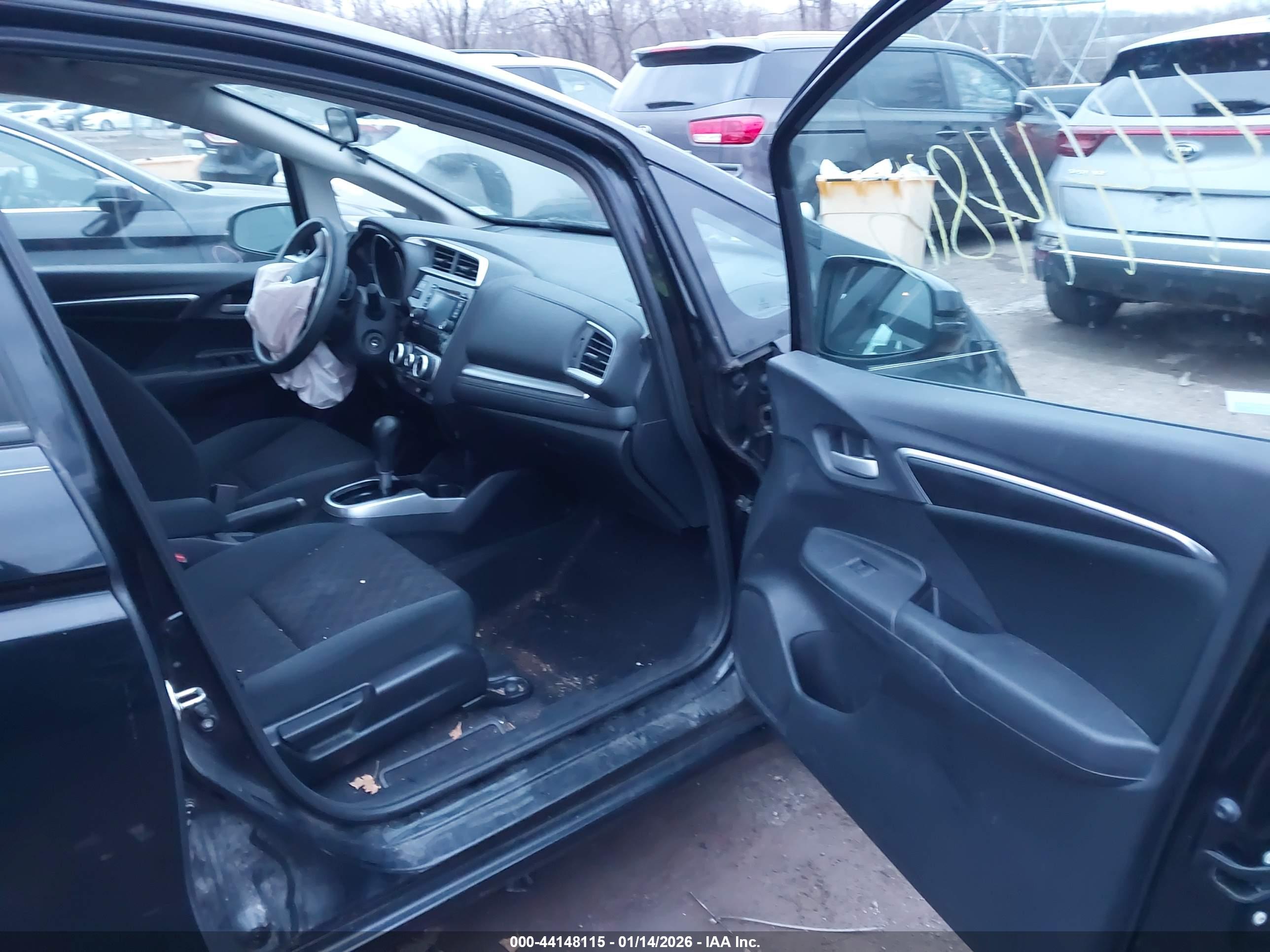 HONDA FIT image 5