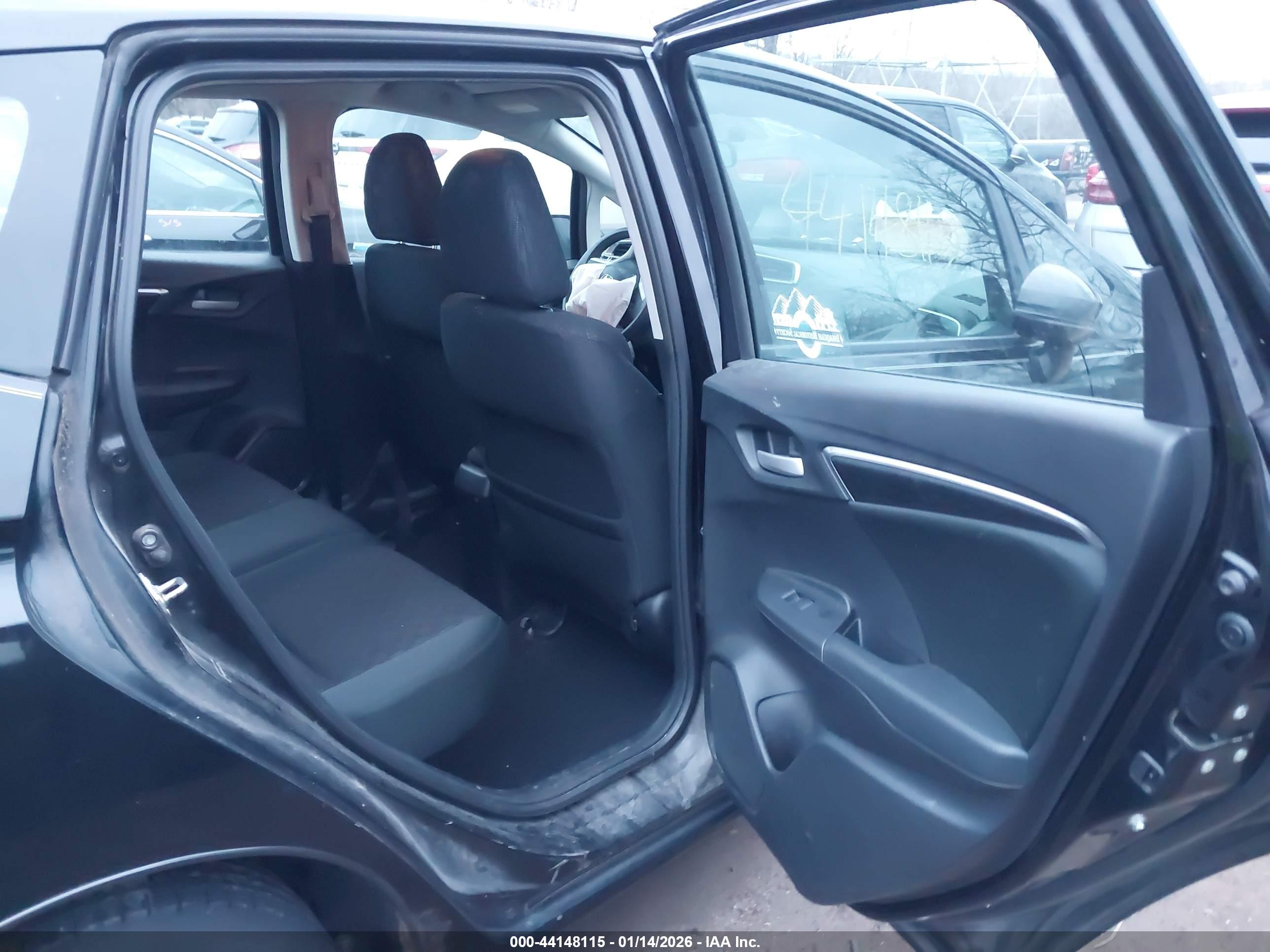 HONDA FIT image 8