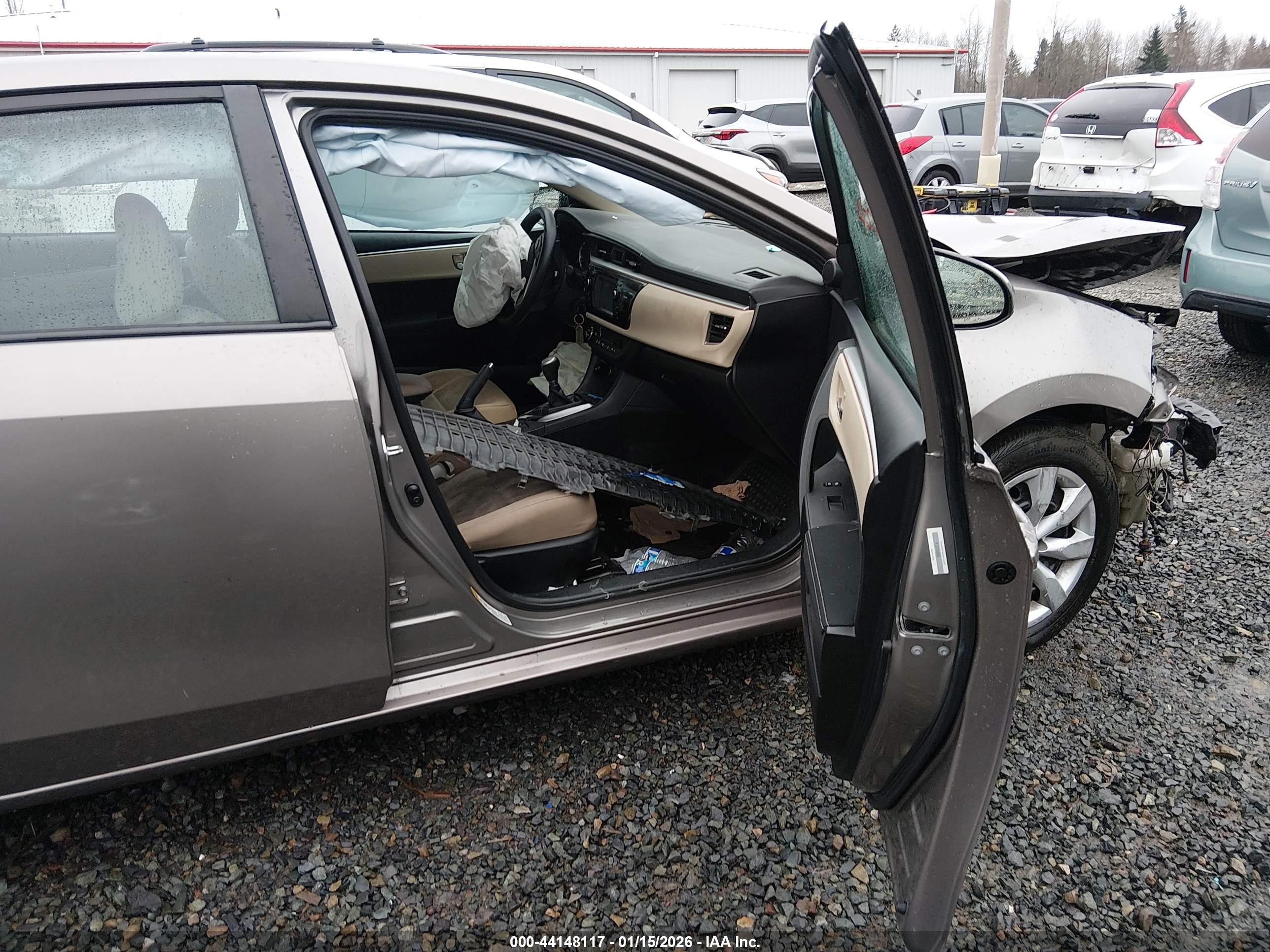TOYOTA COROLLA image 5
