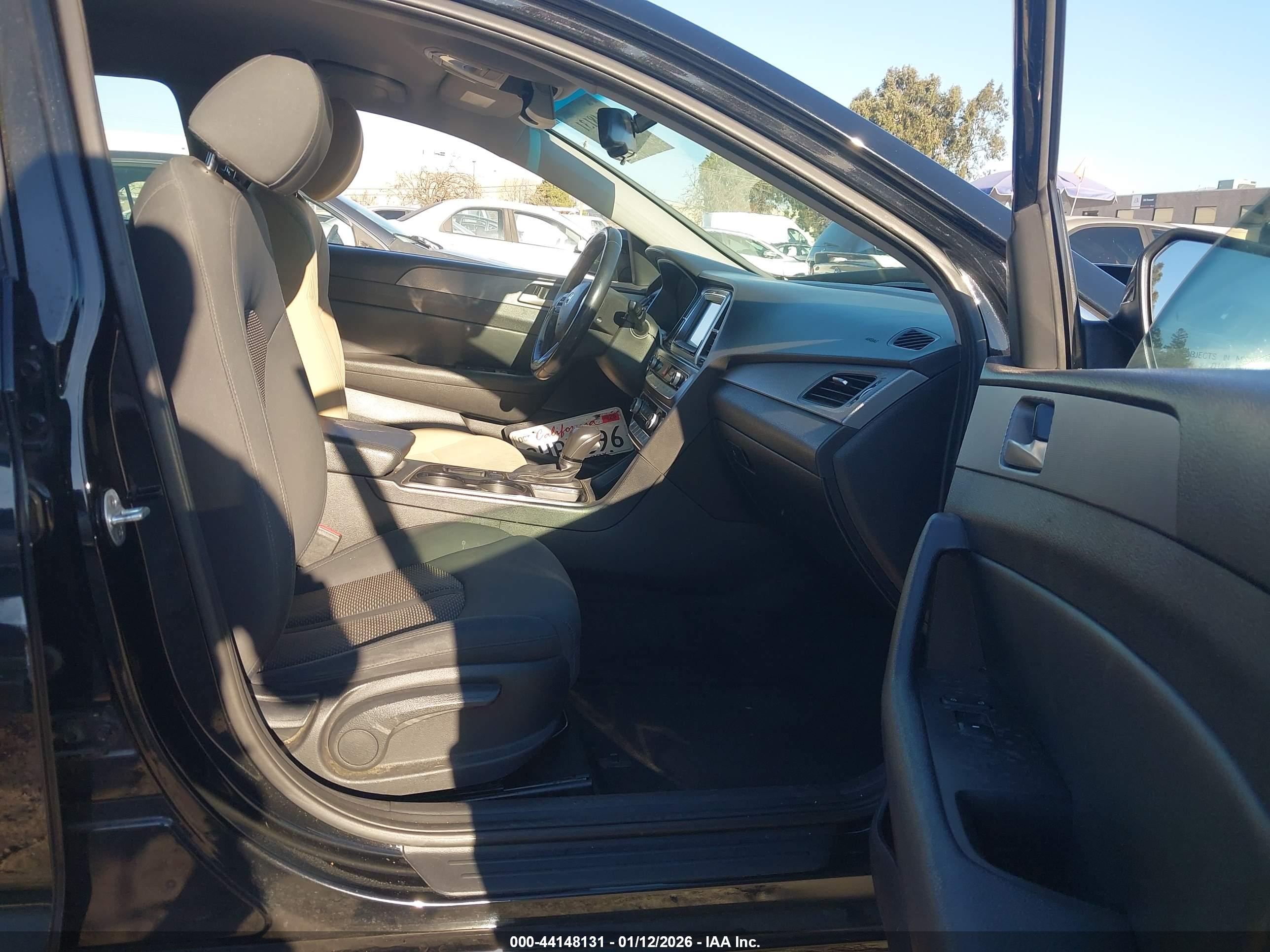 HYUNDAI SONATA image 5