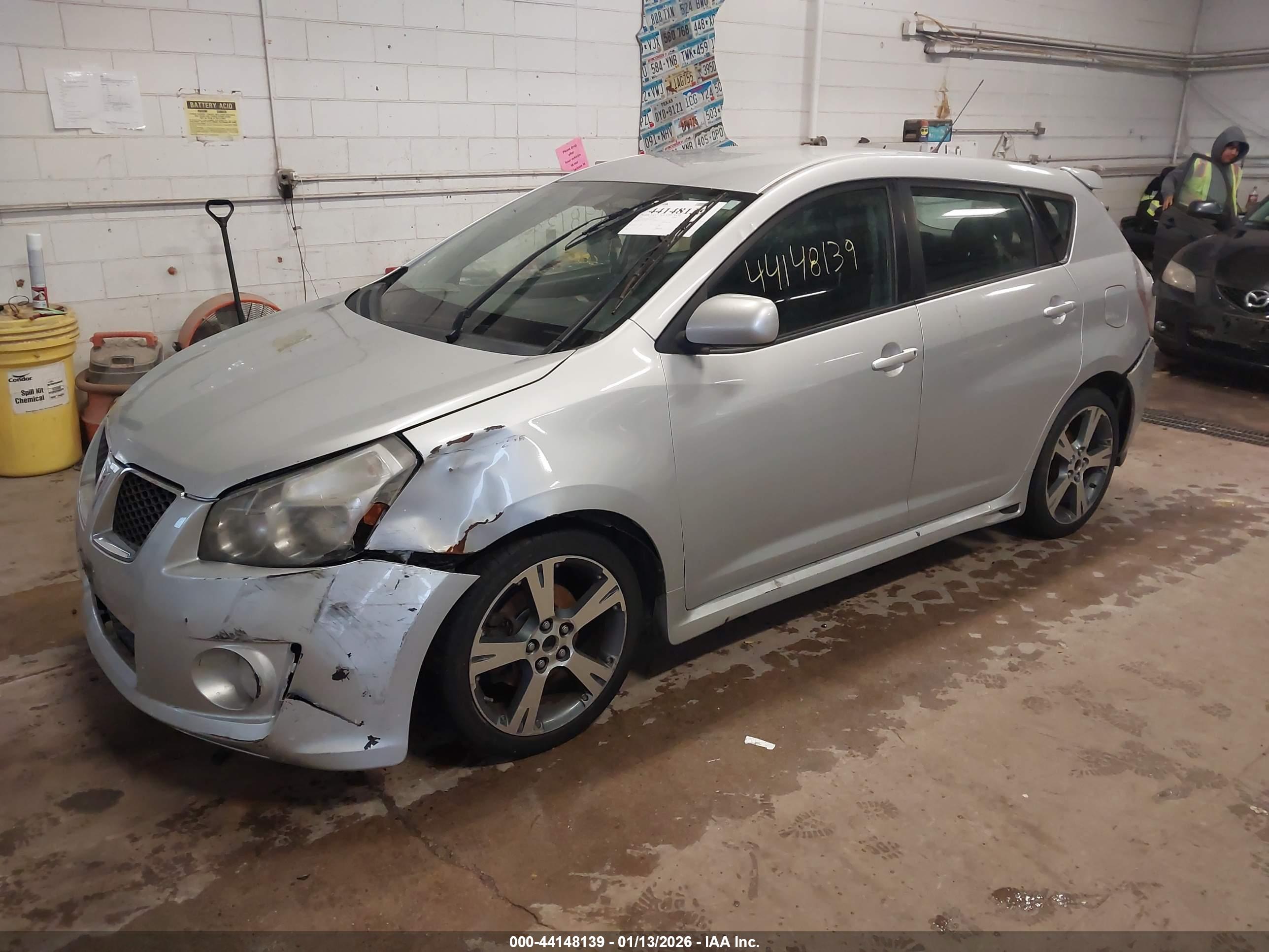 PONTIAC VIBE image 2