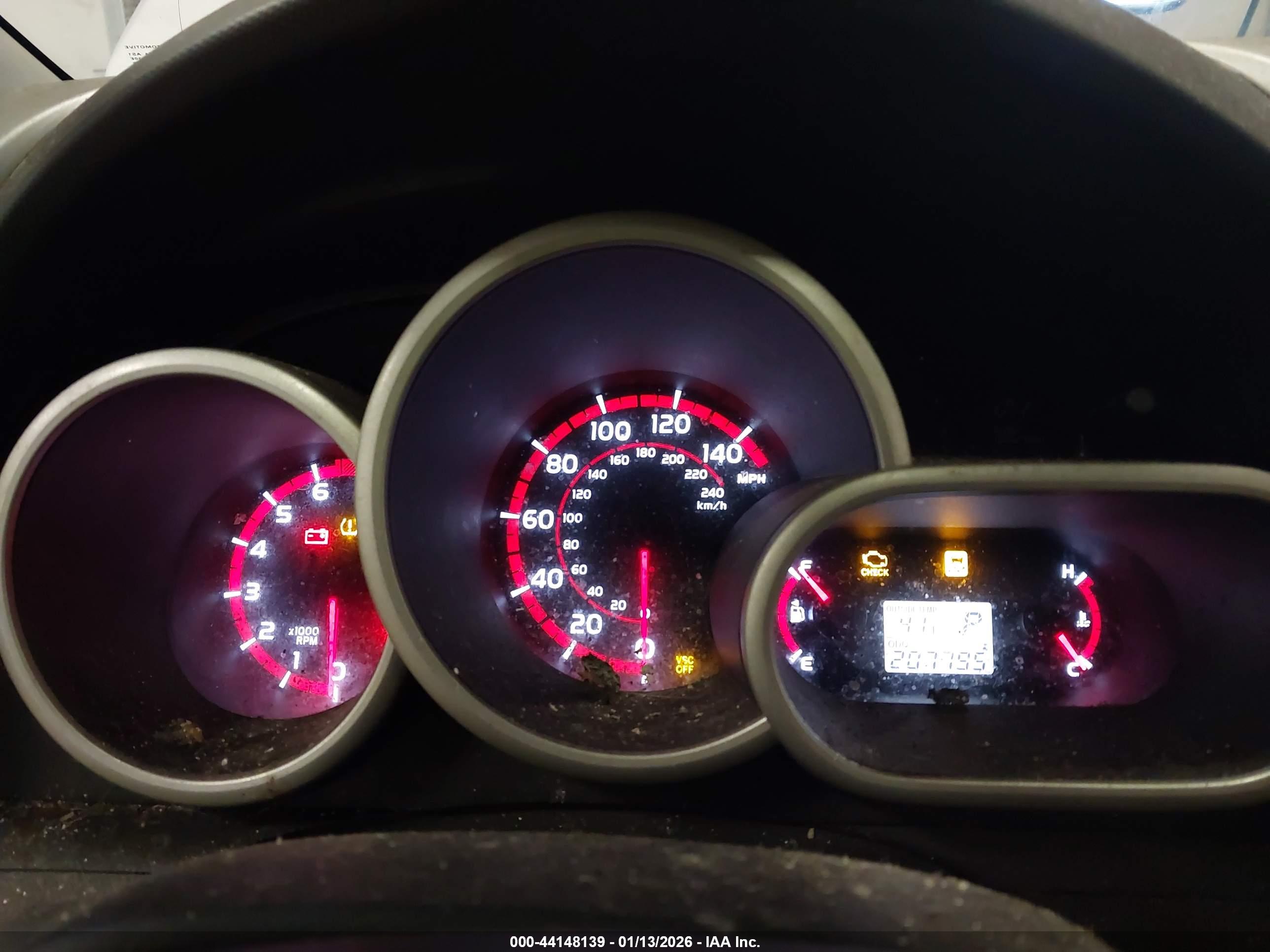 PONTIAC VIBE image 7
