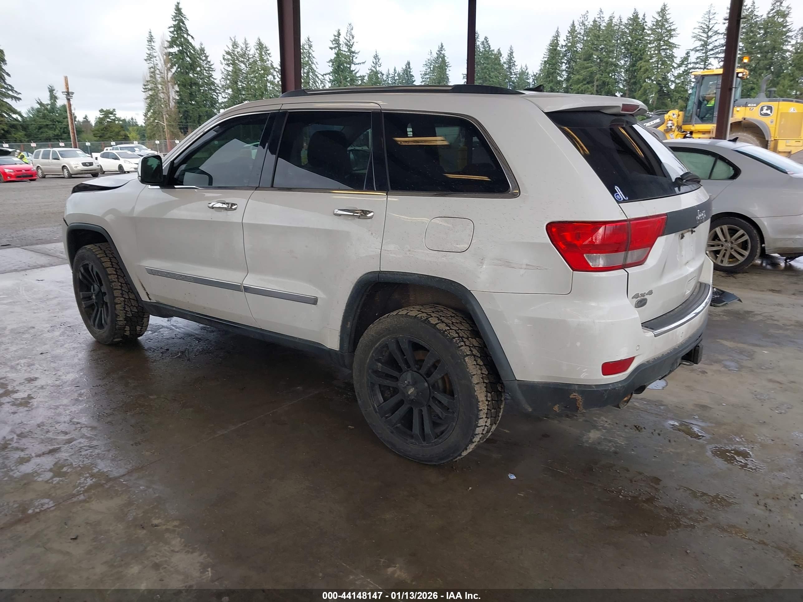 JEEP GRAND image 3