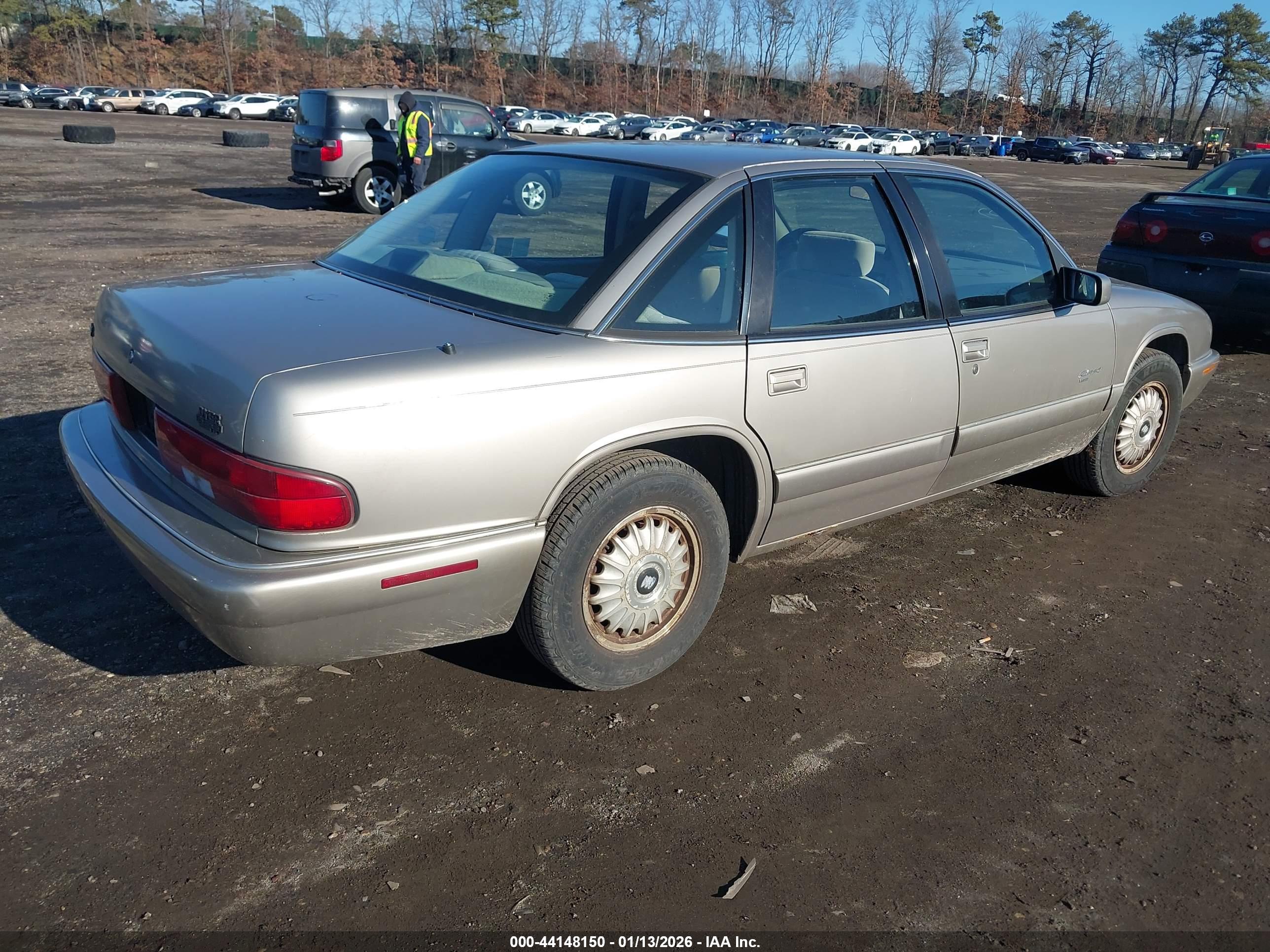 BUICK REGAL image 4