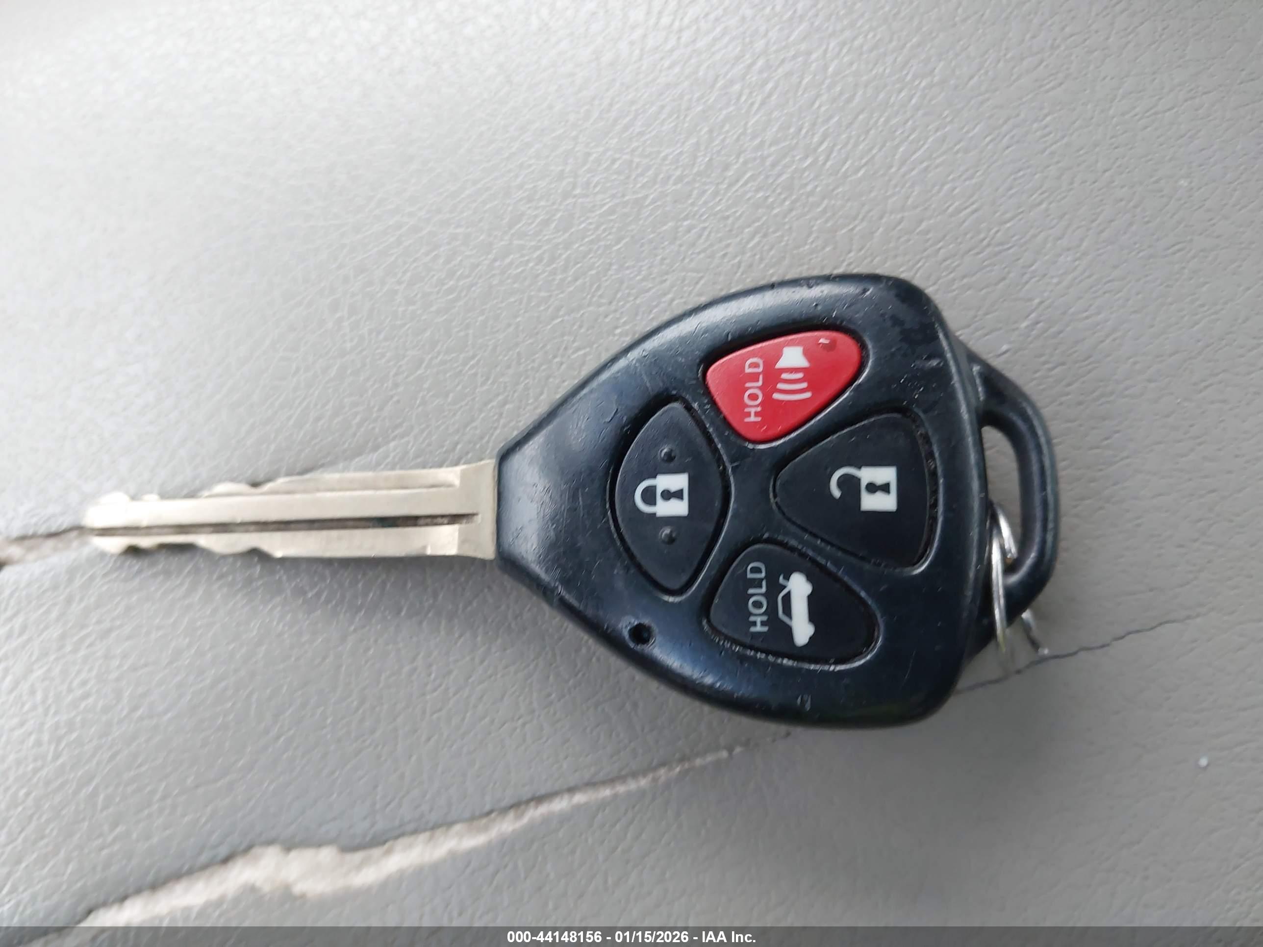 TOYOTA CAMRY image 11