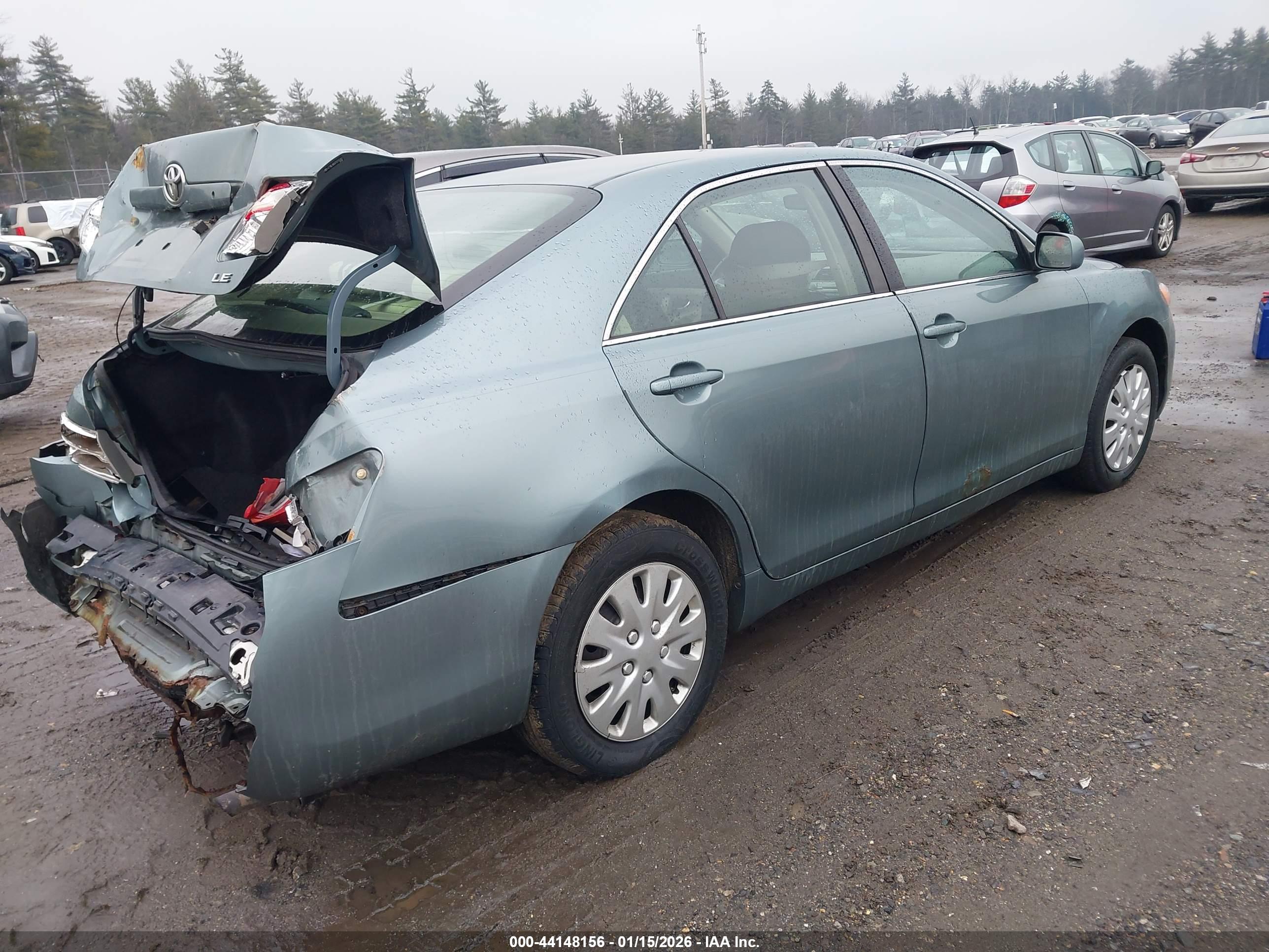 TOYOTA CAMRY image 4