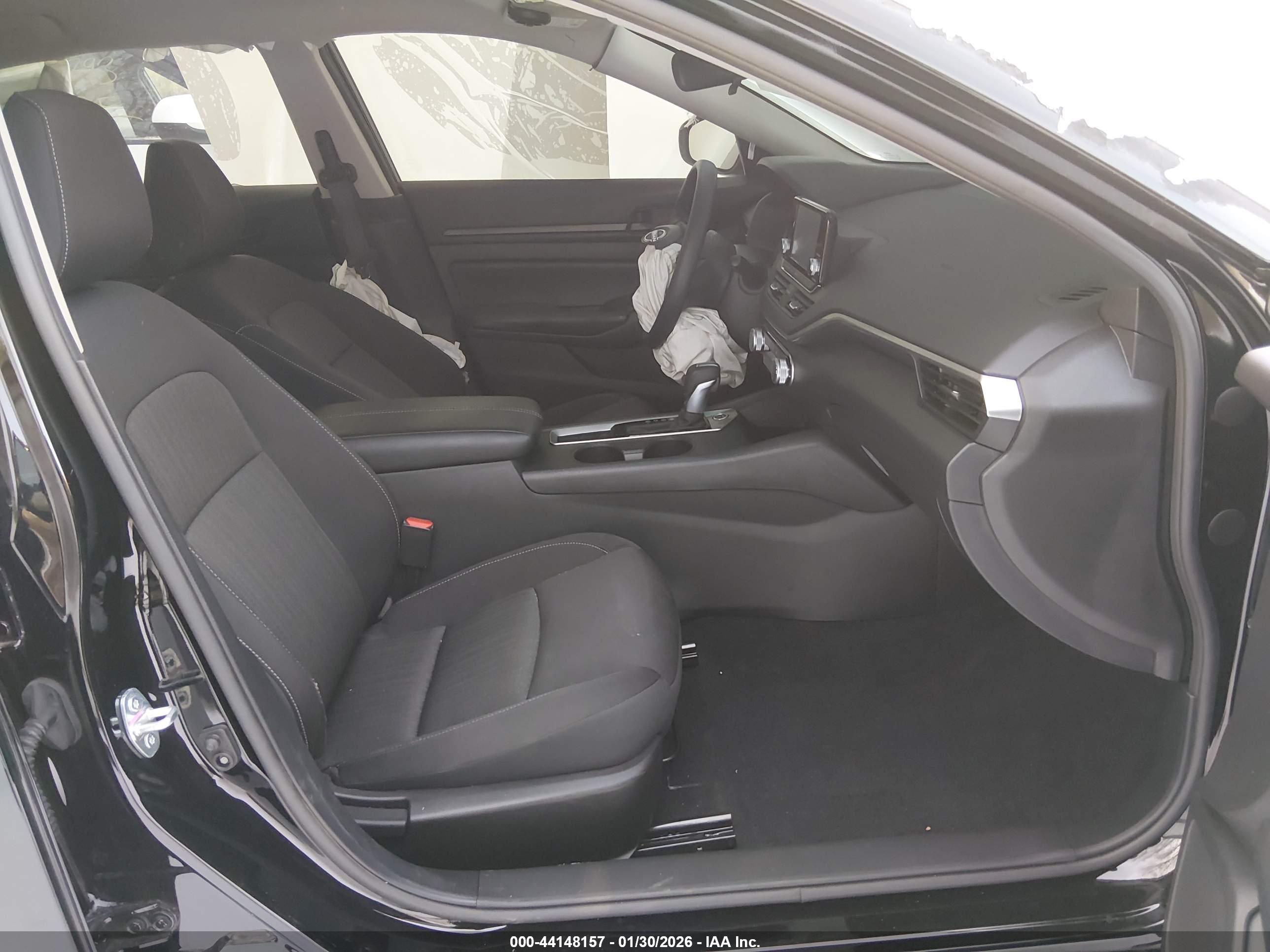 NISSAN ALTIMA image 5