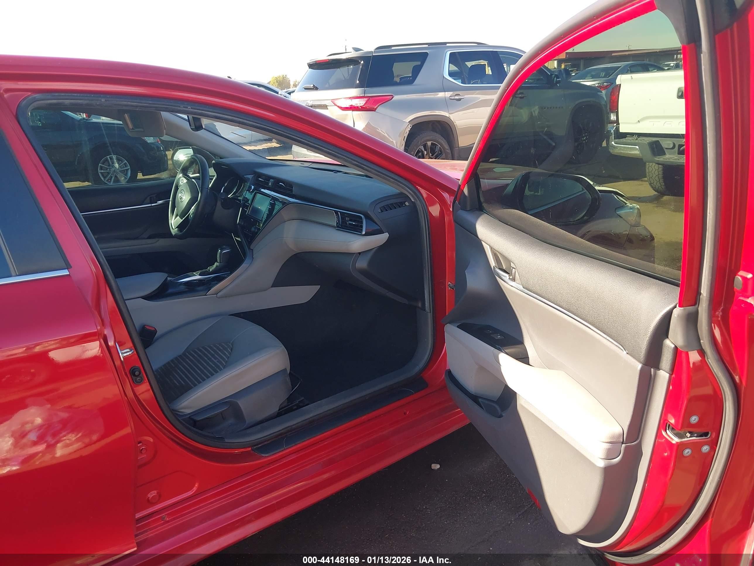 TOYOTA CAMRY image 5