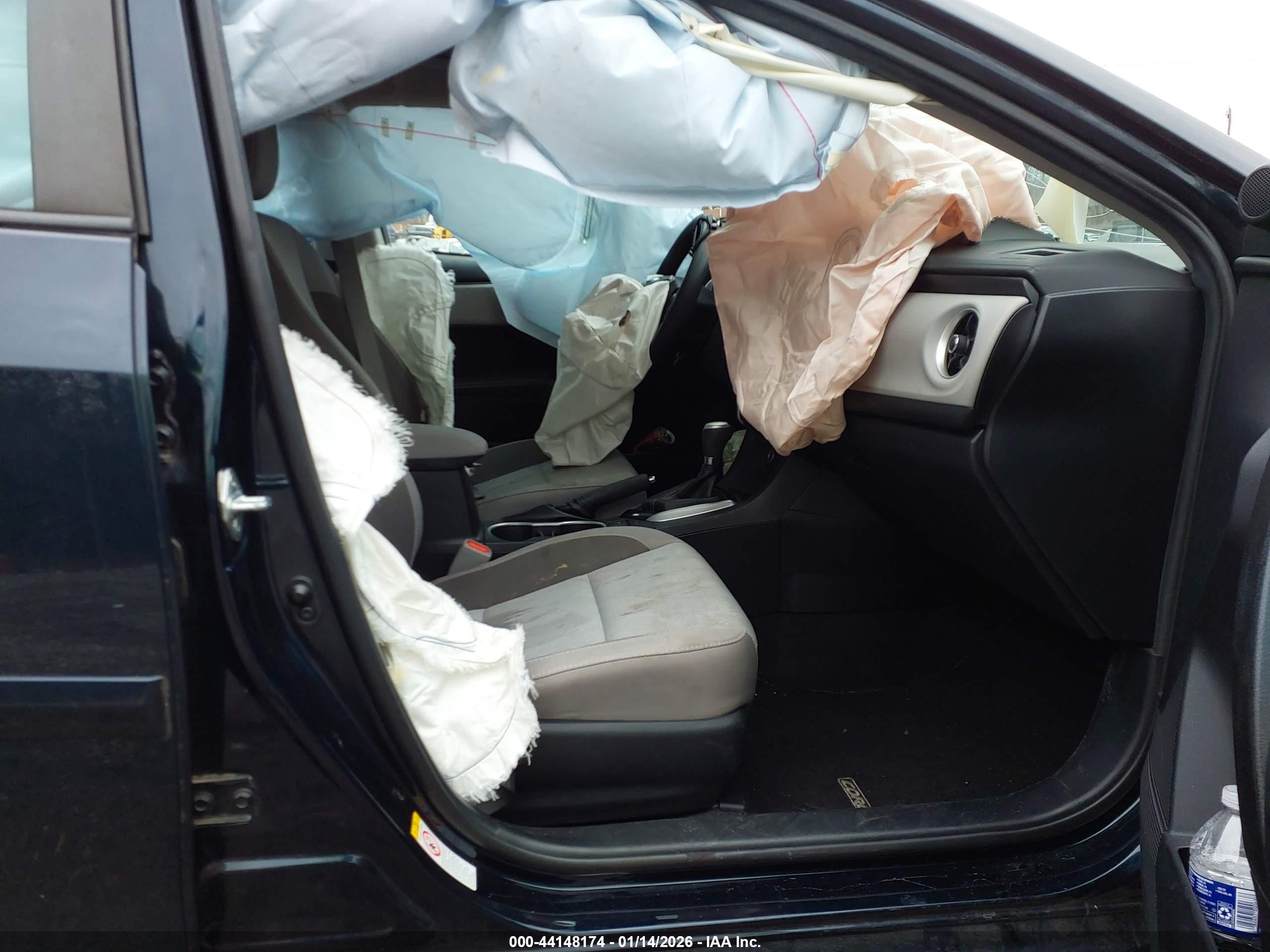 TOYOTA COROLLA image 5