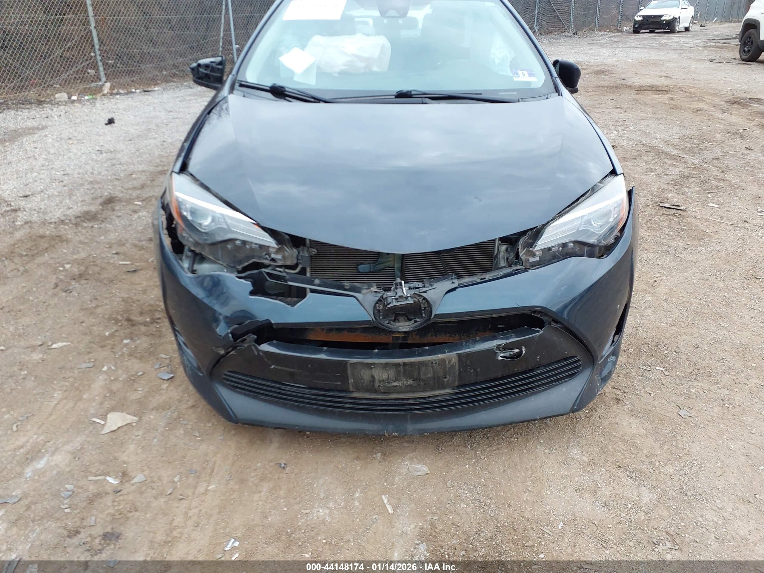 TOYOTA COROLLA image 6