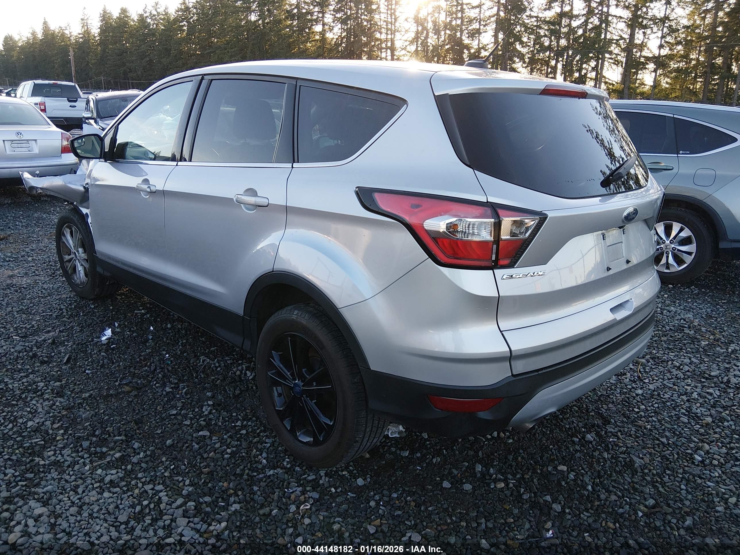 FORD ESCAPE image 3