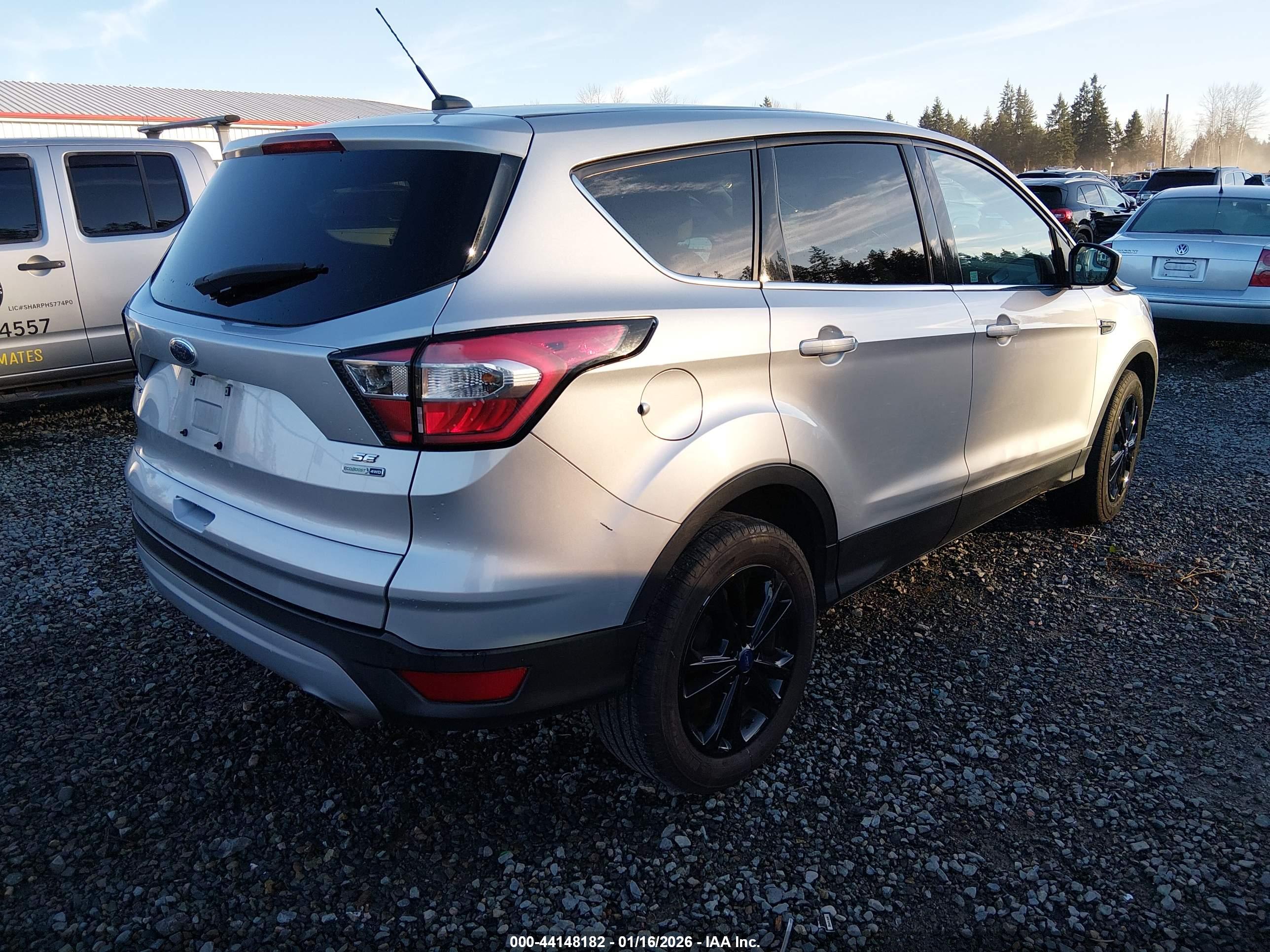 FORD ESCAPE image 4